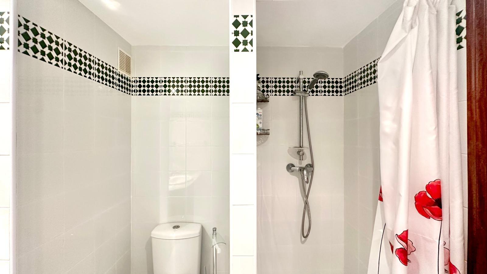 Bathroom in apartment for sale in Torrevieja