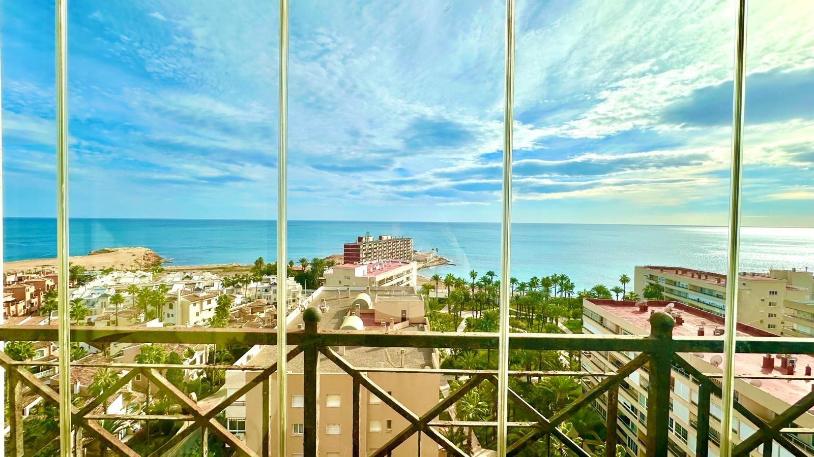 Dining area in apartment for sale in Torrevieja