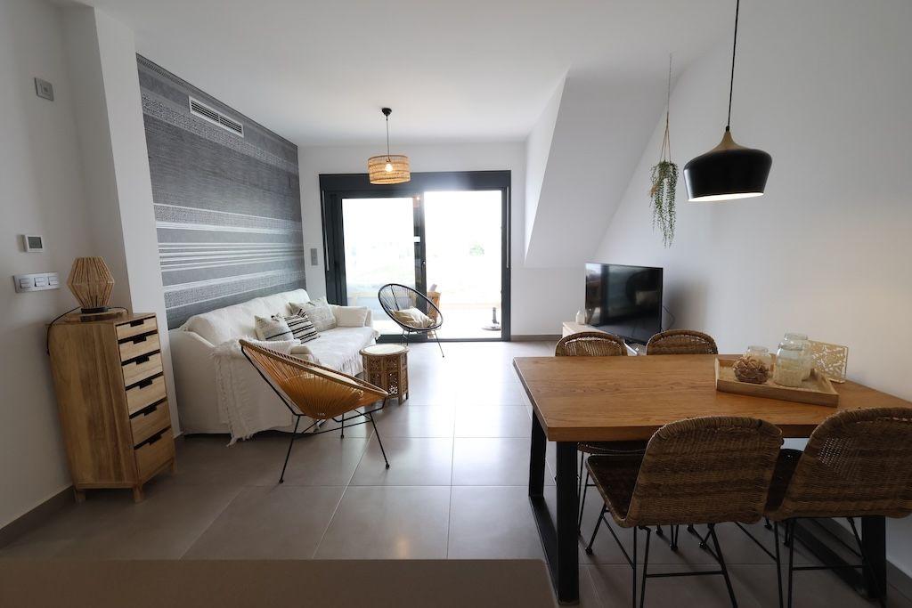 Exterior view in bungalow for sale in Pilar de La Horadada