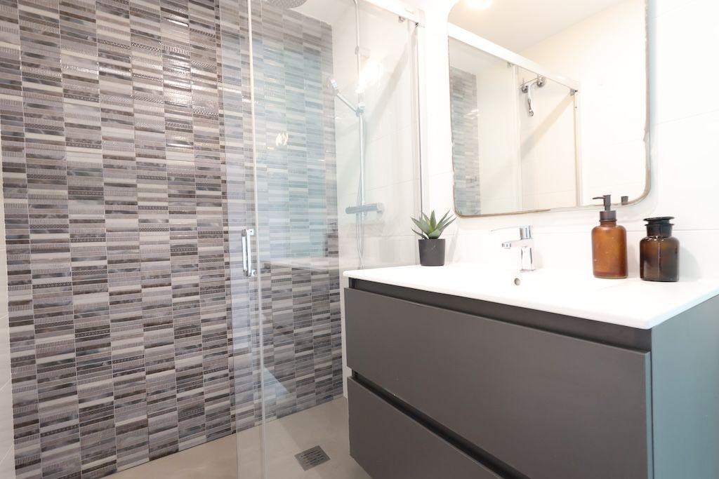 Bathroom in bungalow for sale in Pilar de La Horadada