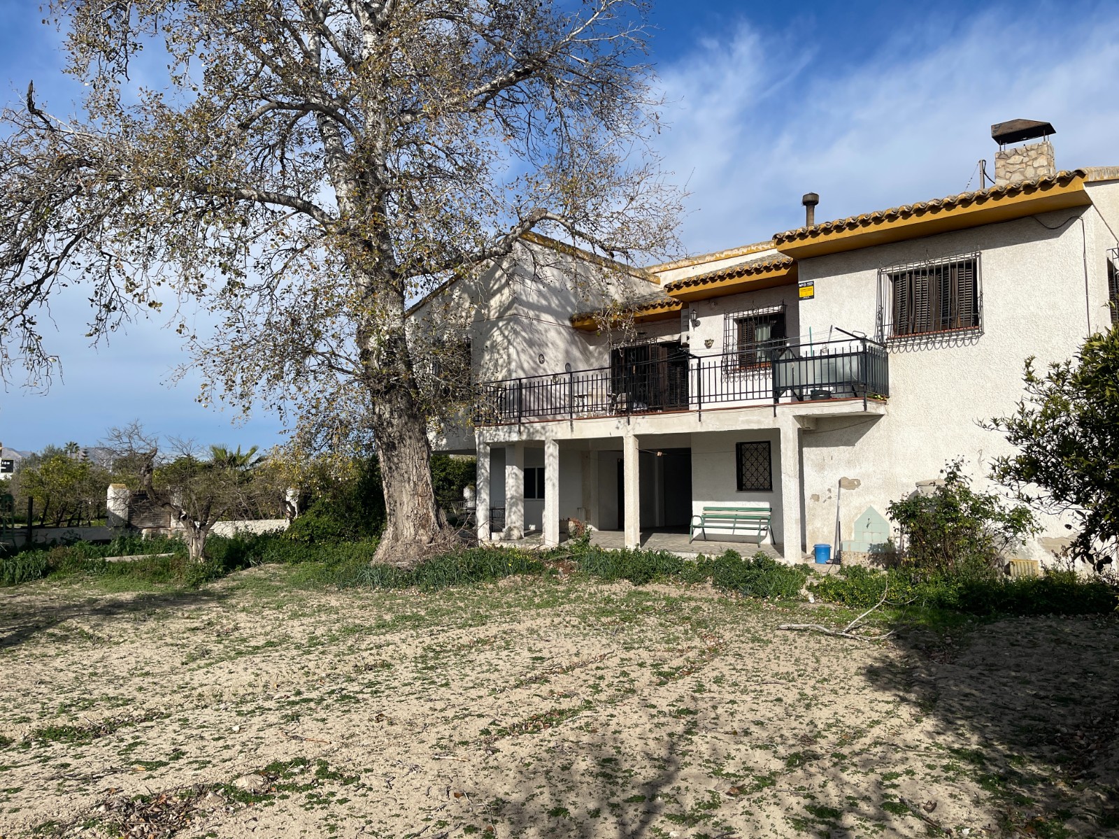 Pool area in villa for sale in Benejuzar