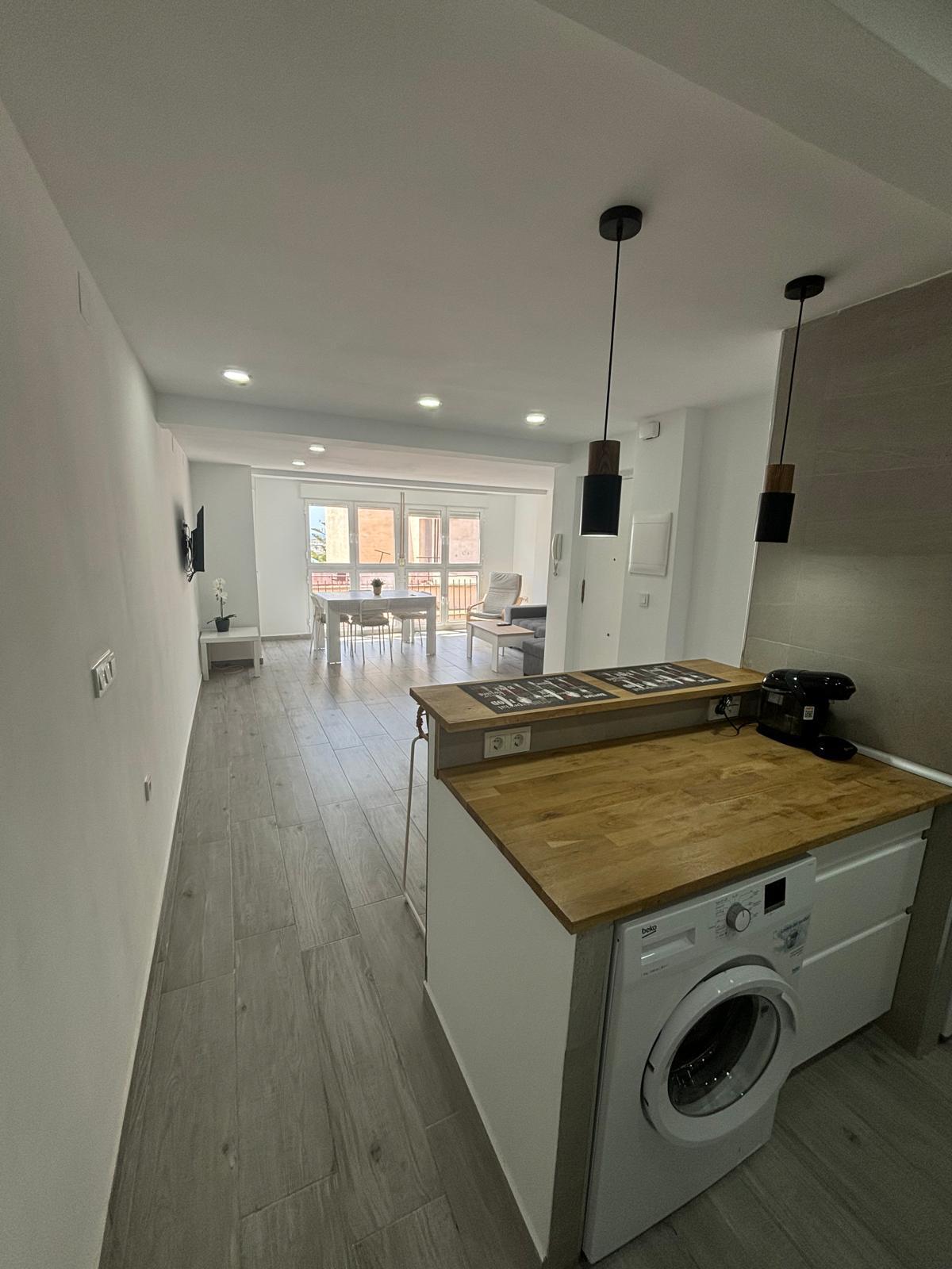 Bright apartment with sea, harbour and leisure area views – fully renovatedThis bright apartment for