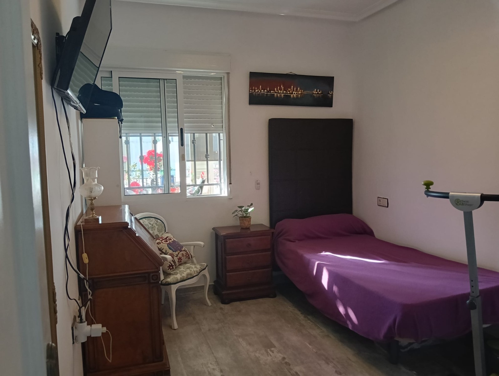 Living room in apartment for sale in Los Montesinos