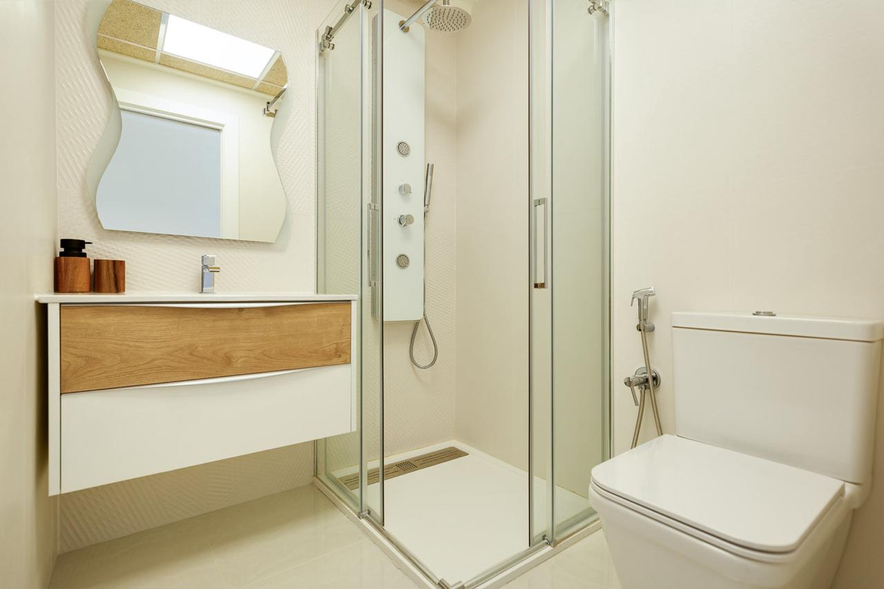 Bedroom in apartment for sale in Los Balcones