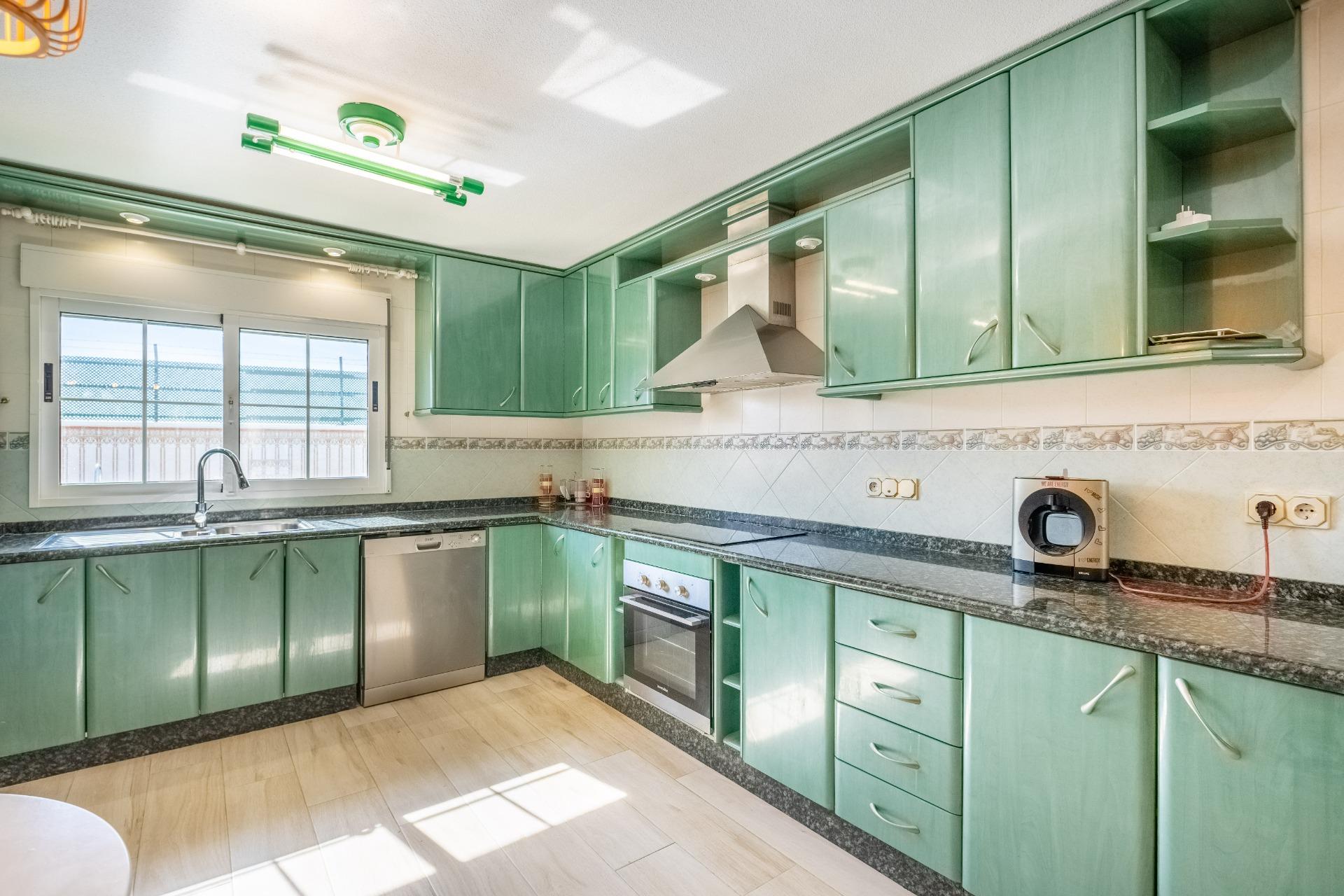 Dining area in villa for sale in Torrevieja