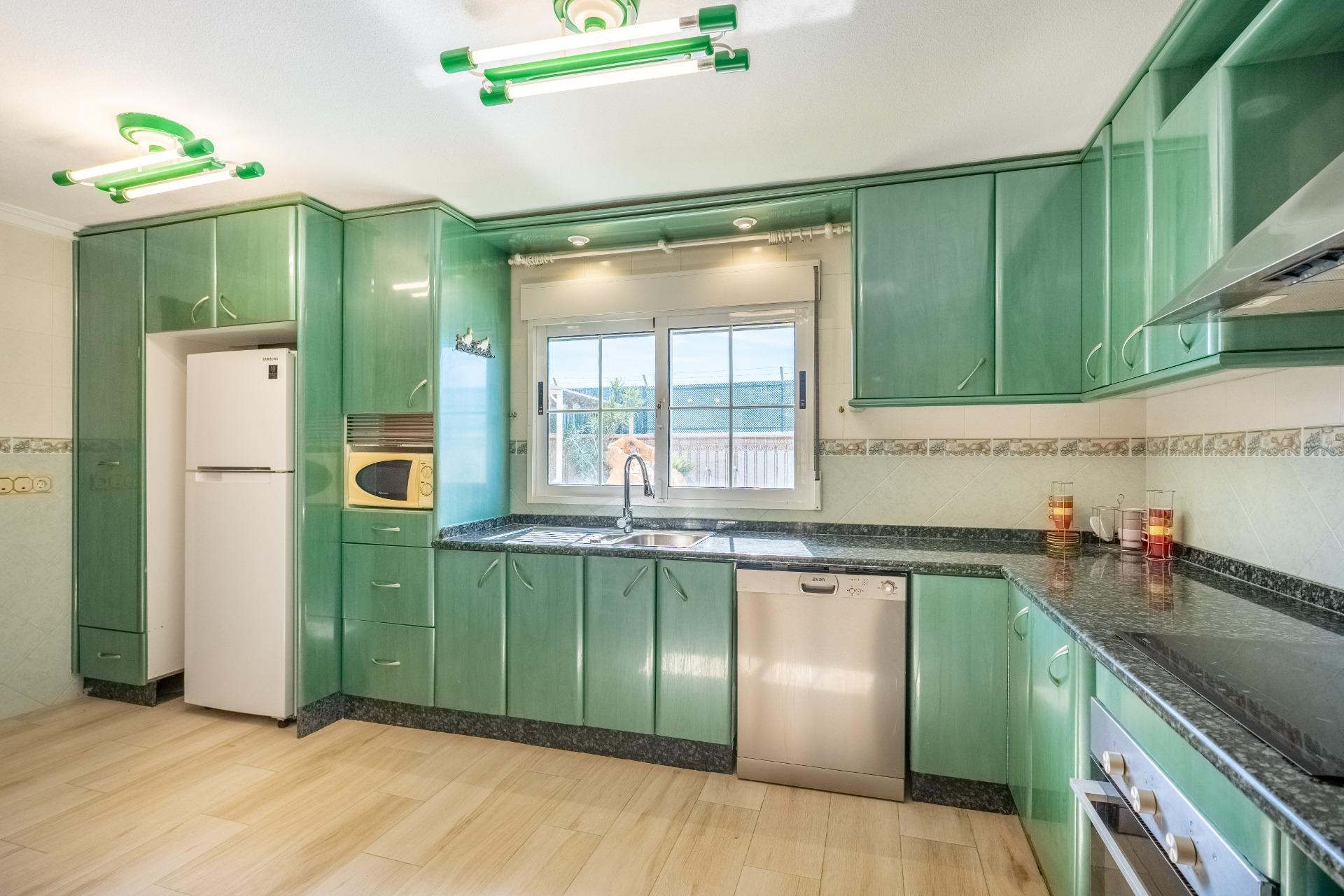 Bedroom in villa for sale in Torrevieja