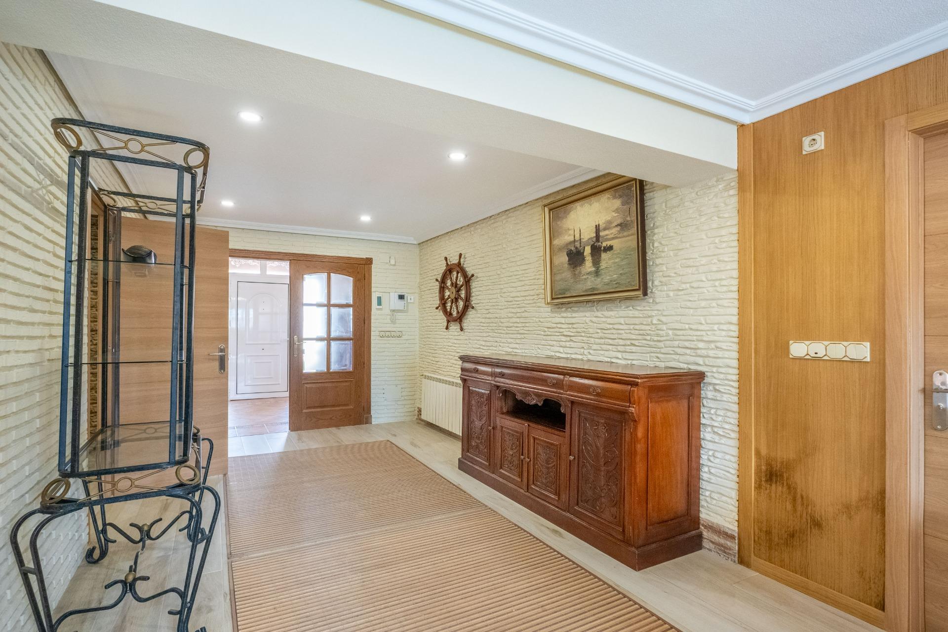 Kitchen in villa for sale in Torrevieja