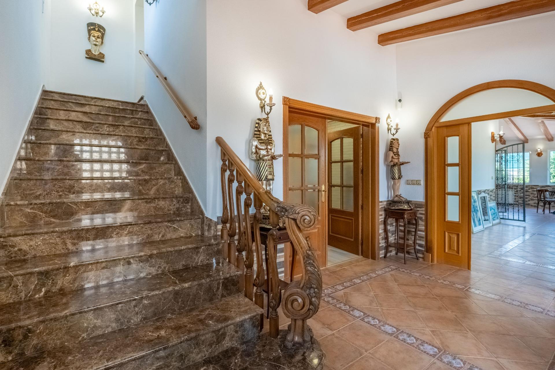 Terrace in villa for sale in Torrevieja