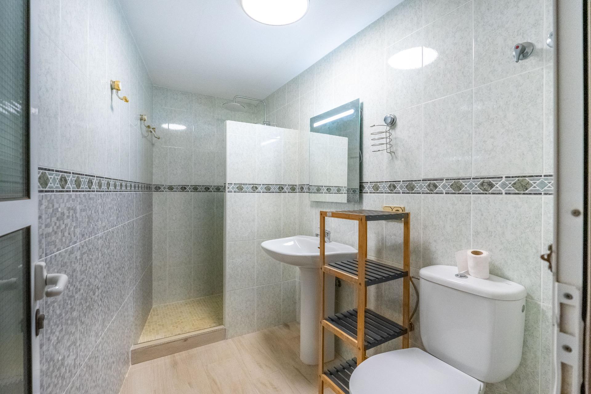 Bedroom in villa for sale in Torrevieja