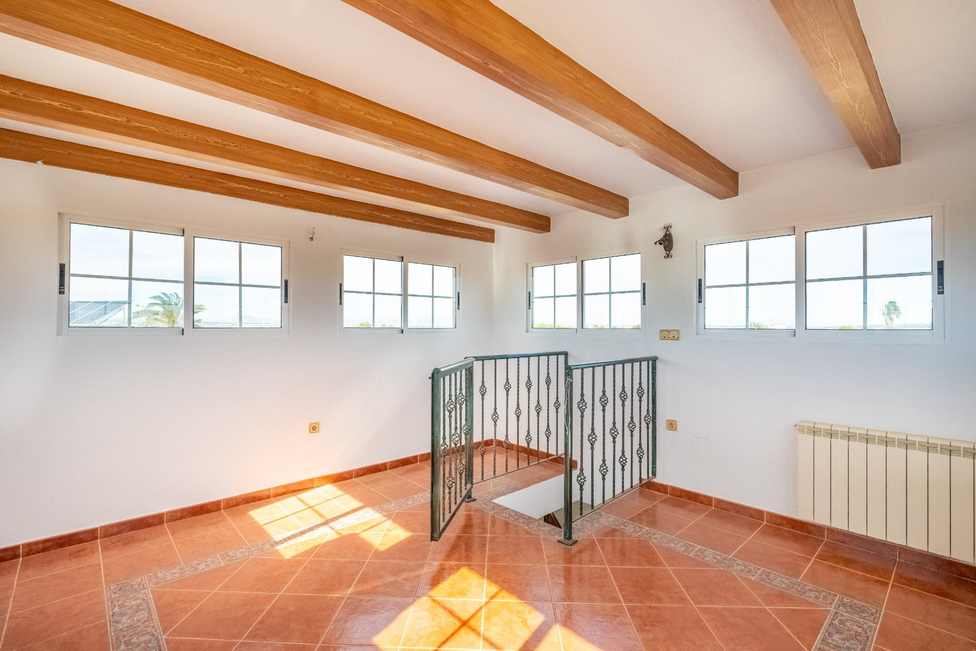 Living room in villa for sale in Torrevieja