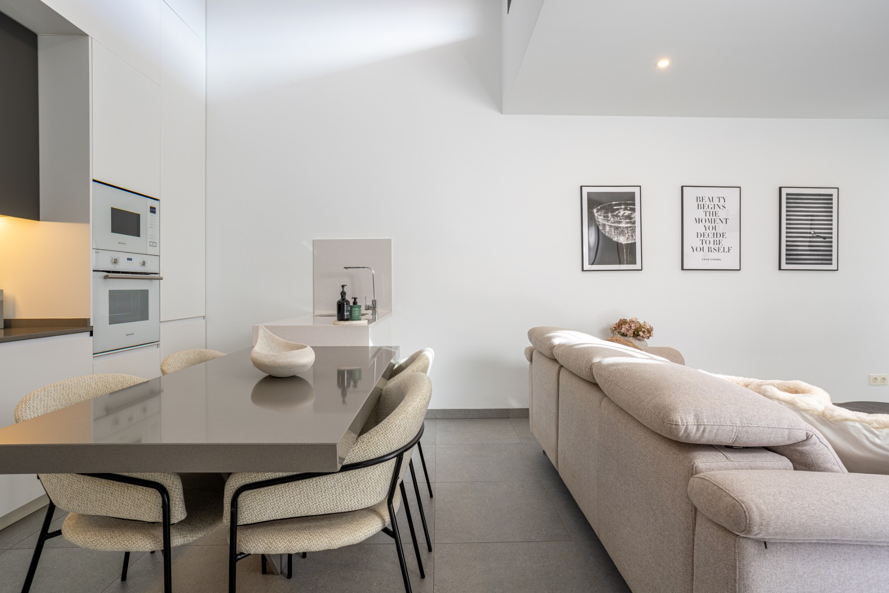 This charming detached villa offers the perfect balance of comfort, privacy, and Mediterranean livin