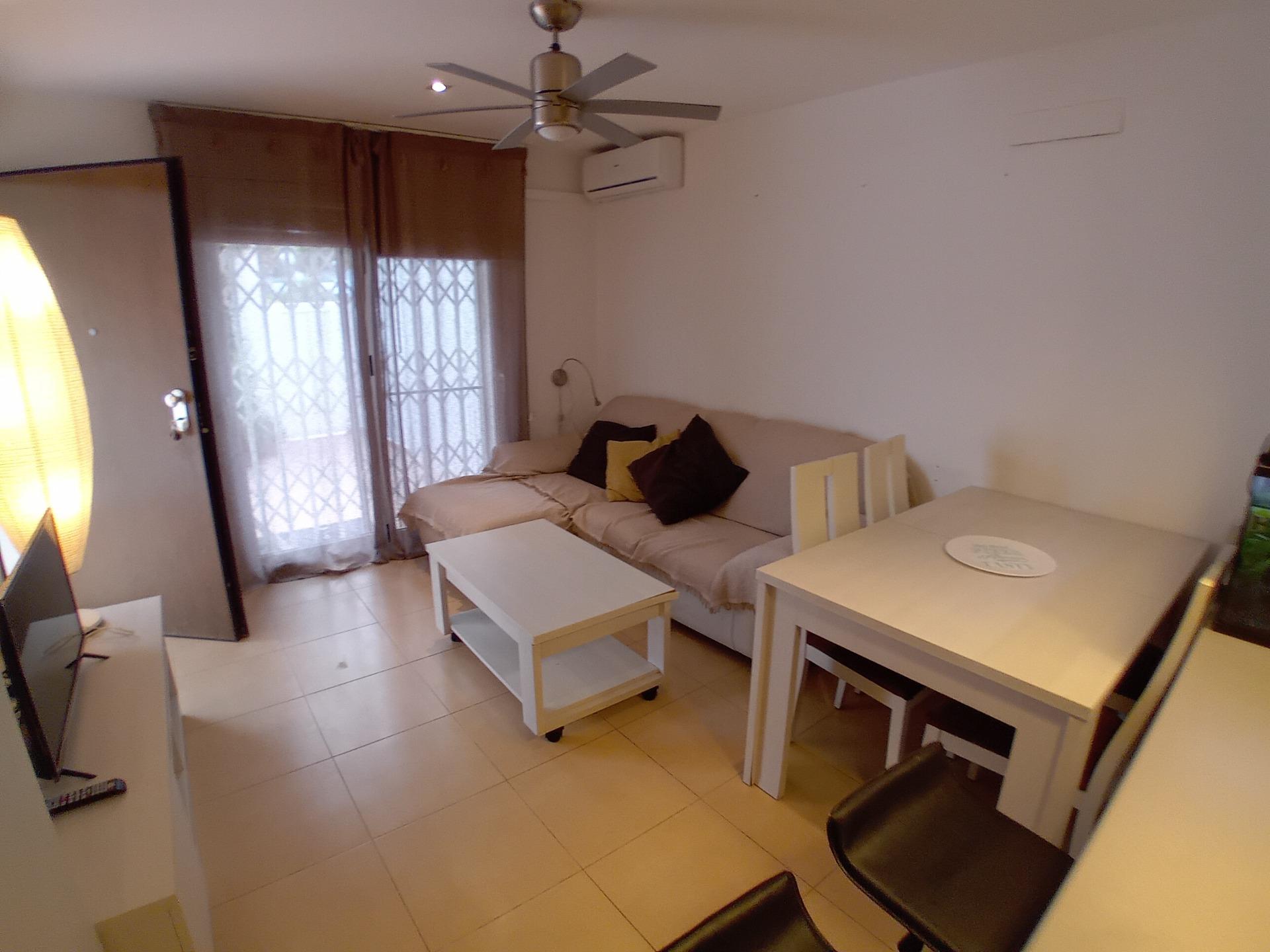 Bedroom in apartment for sale in Alhama De Murcia