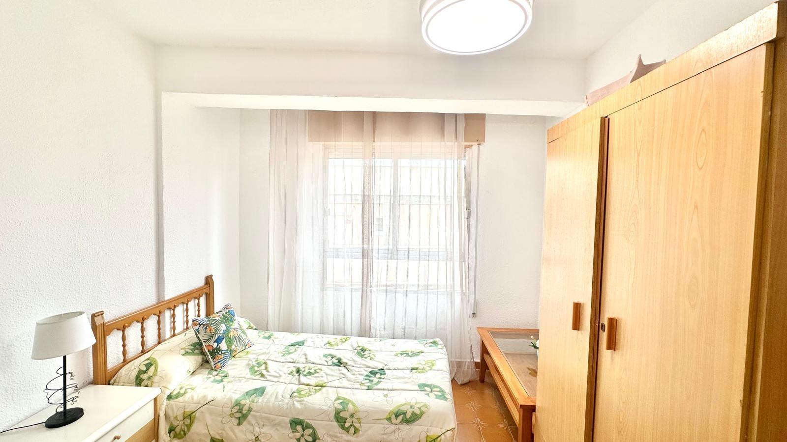 Master bedroom in penthouse for sale in Torrevieja