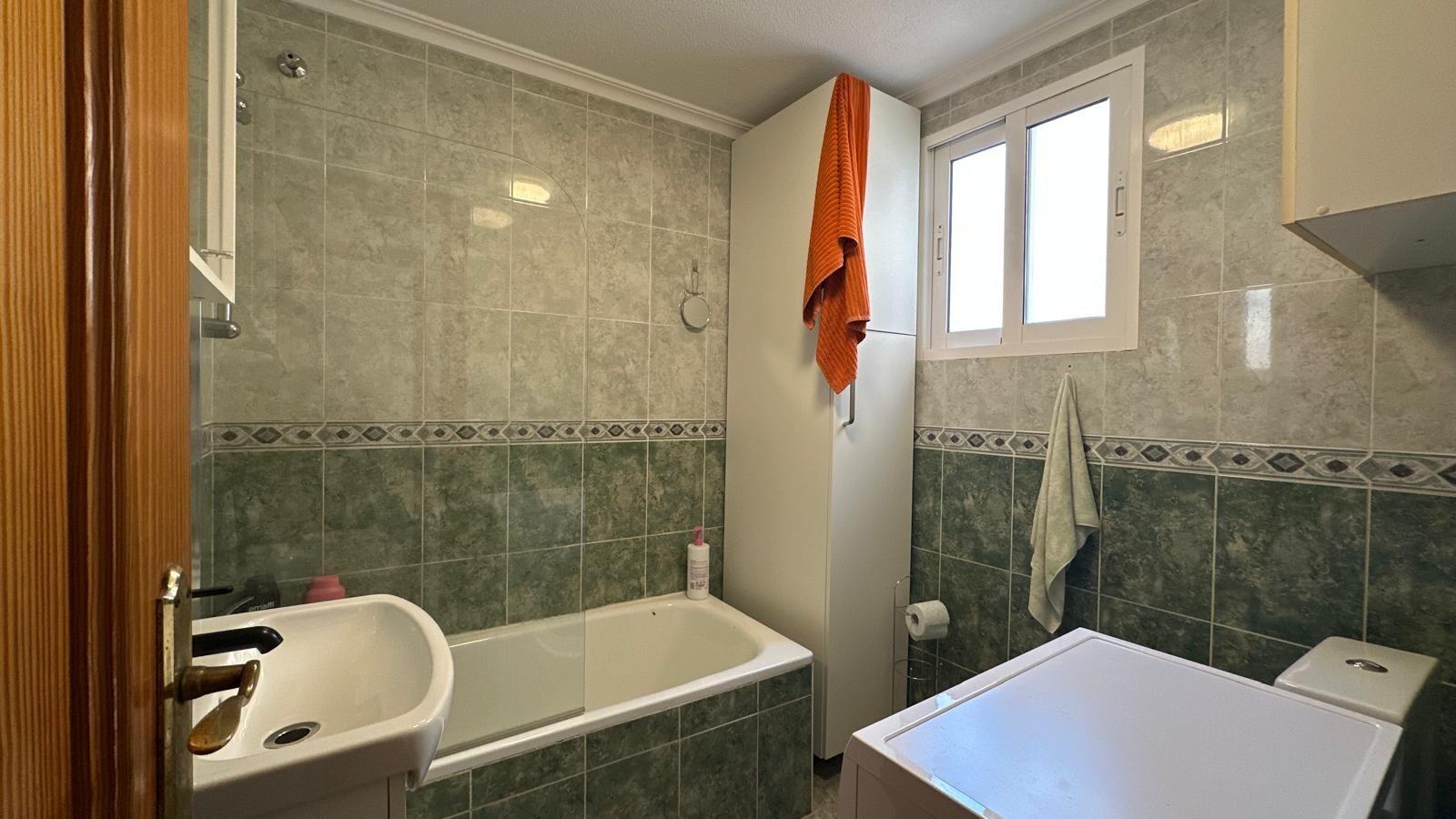 Master bedroom in apartment for sale in Torrevieja