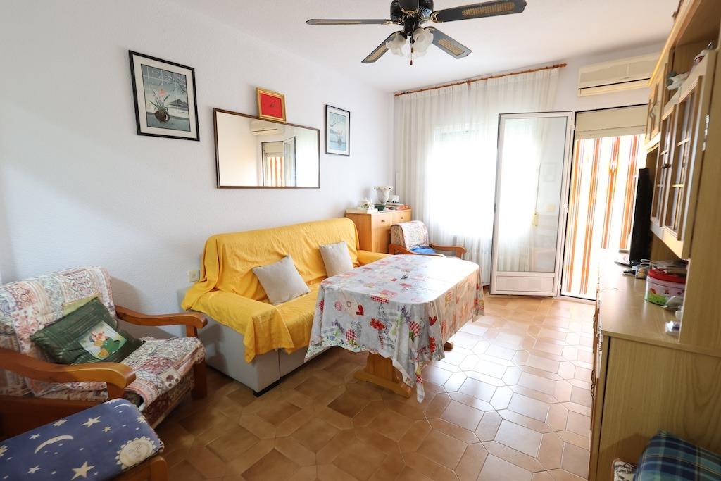 Bedrooms: 1, Bathrooms: 1, Apartment in Orihuela Costa, Alicante, Spain