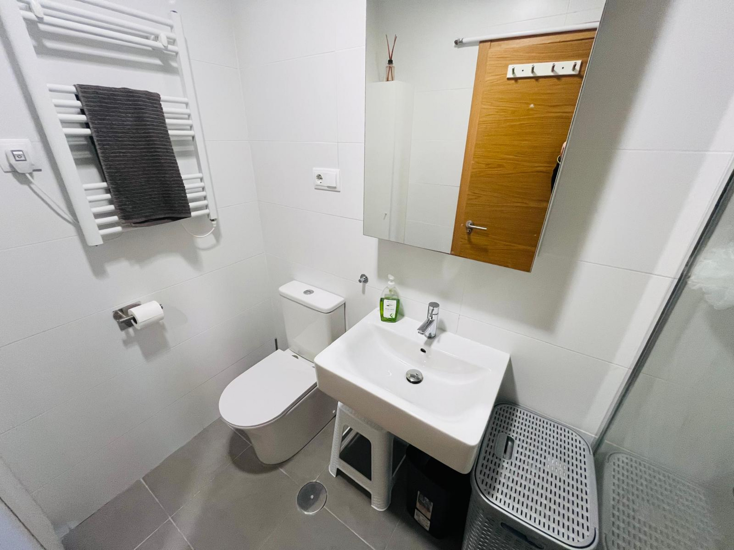 Master bedroom in apartment for sale in Torre Pacheco