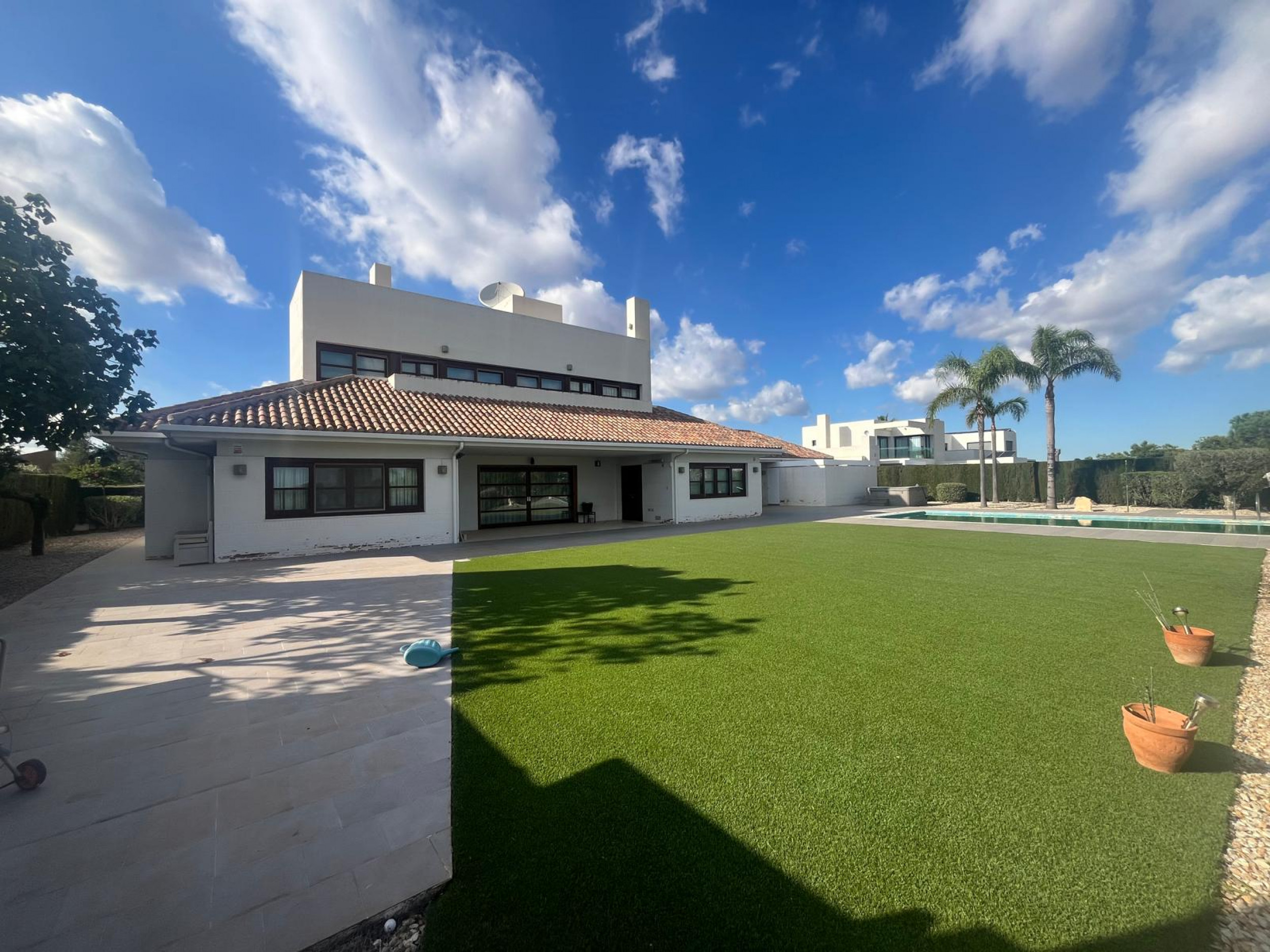 An exceptional detached villa set on an elevated frontline golf plot with breathtaking views across
