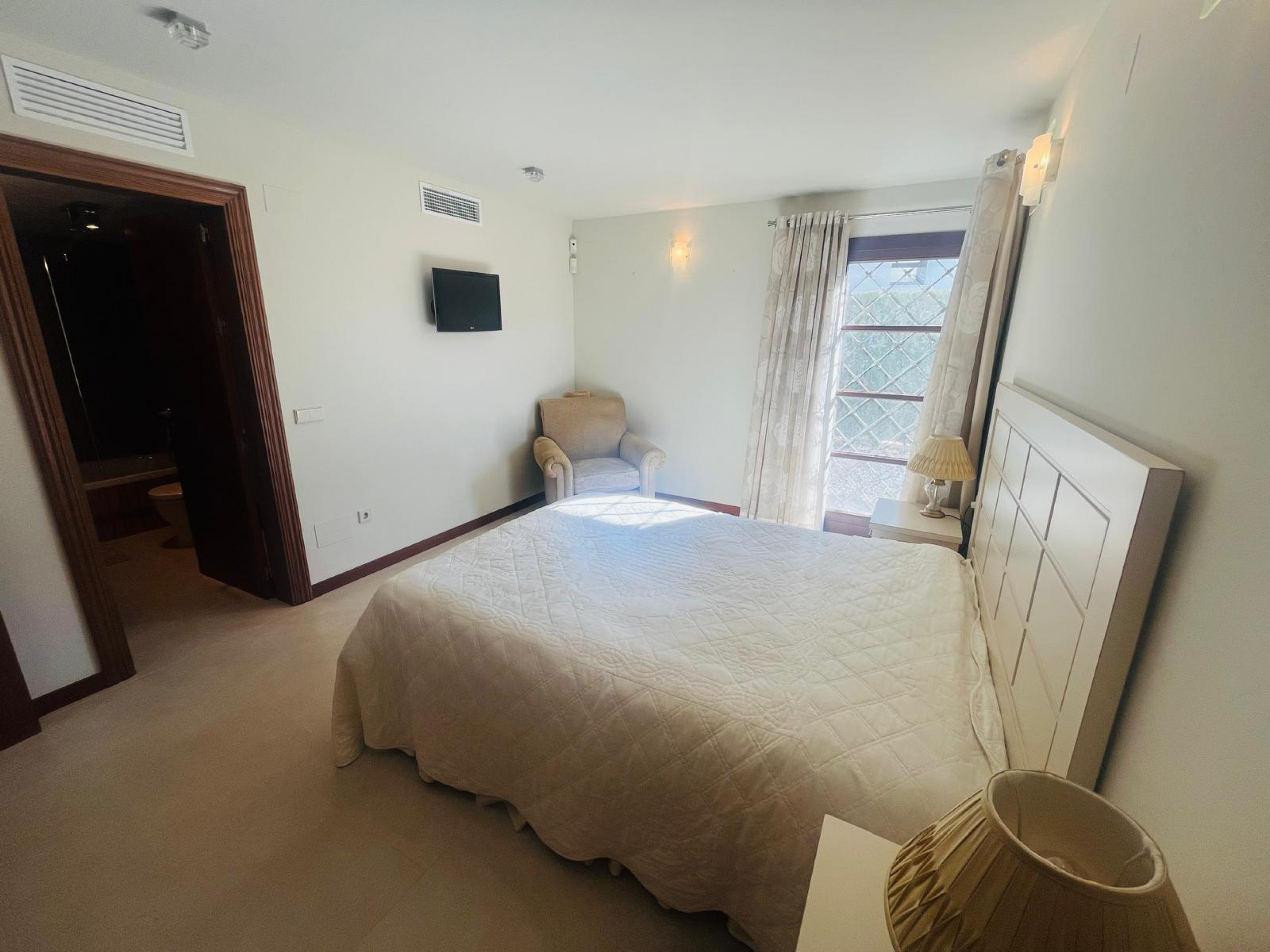 Terrace in villa for sale in Sucina