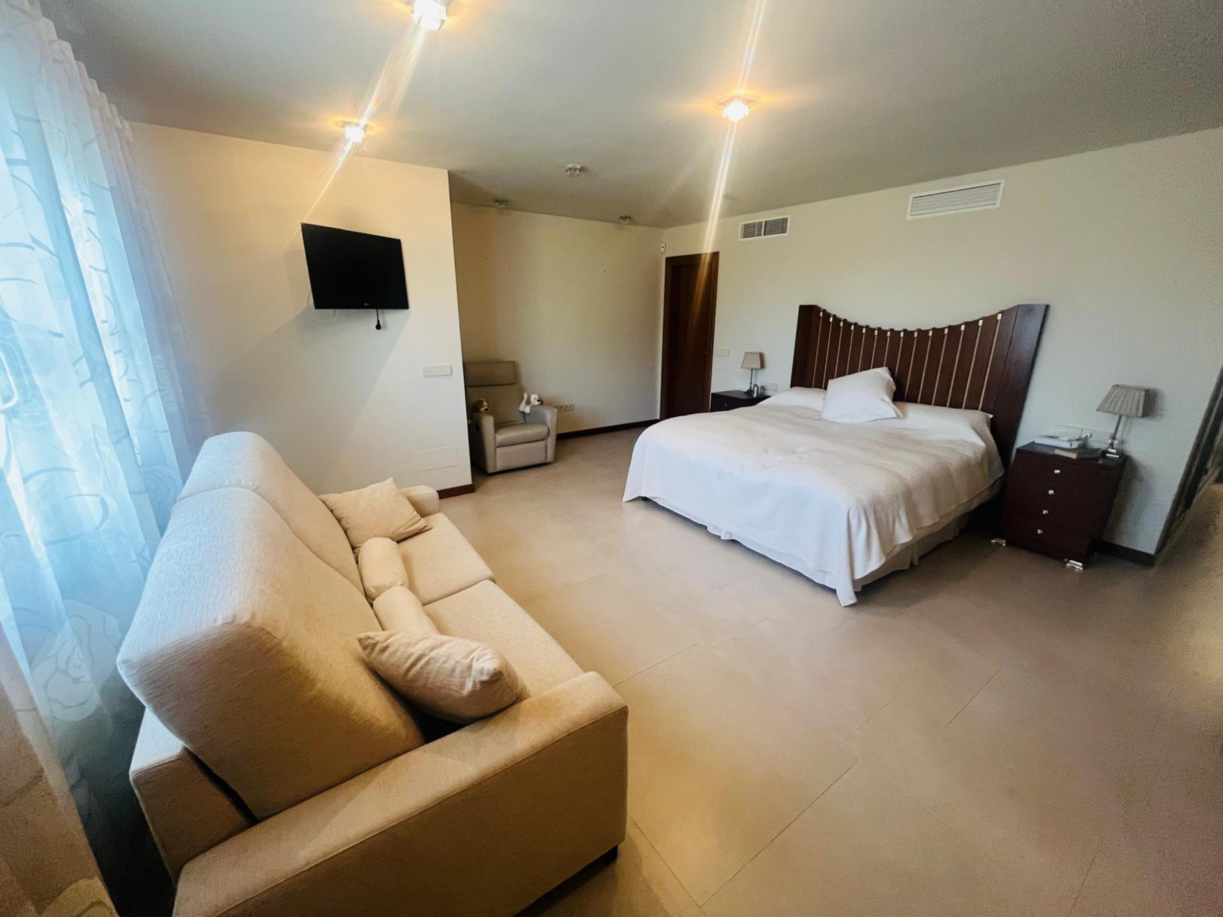 Bathroom in villa for sale in Sucina
