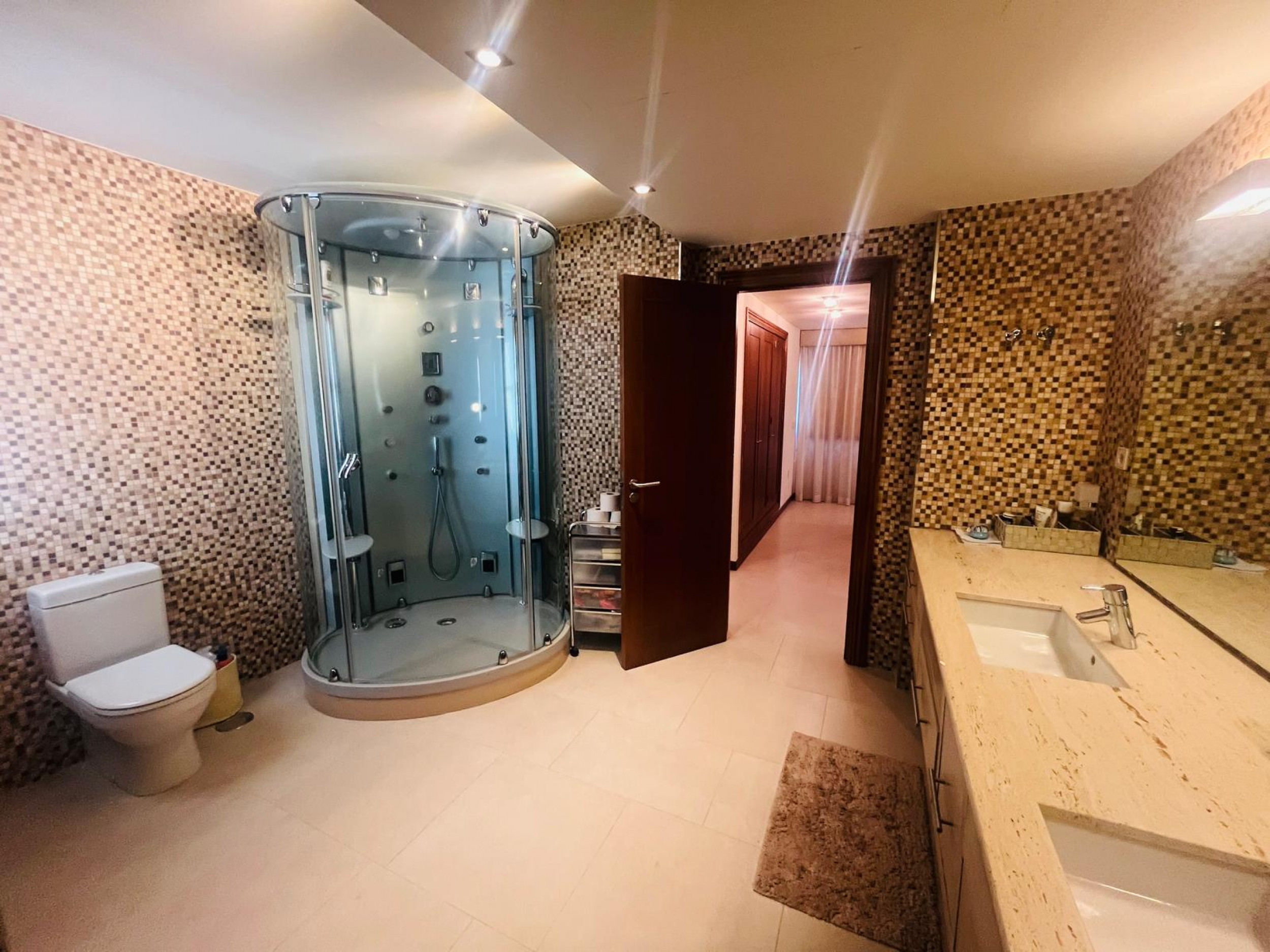 Bathroom in villa for sale in Sucina