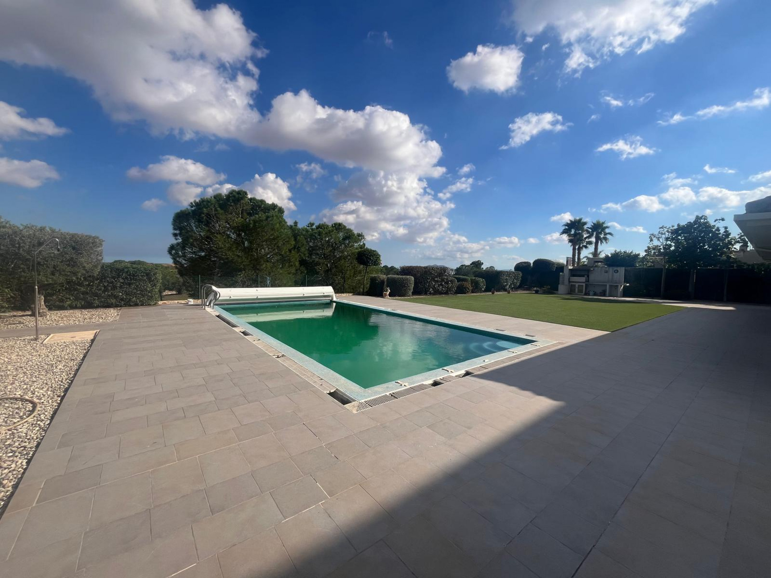 Terrace in villa for sale in Sucina