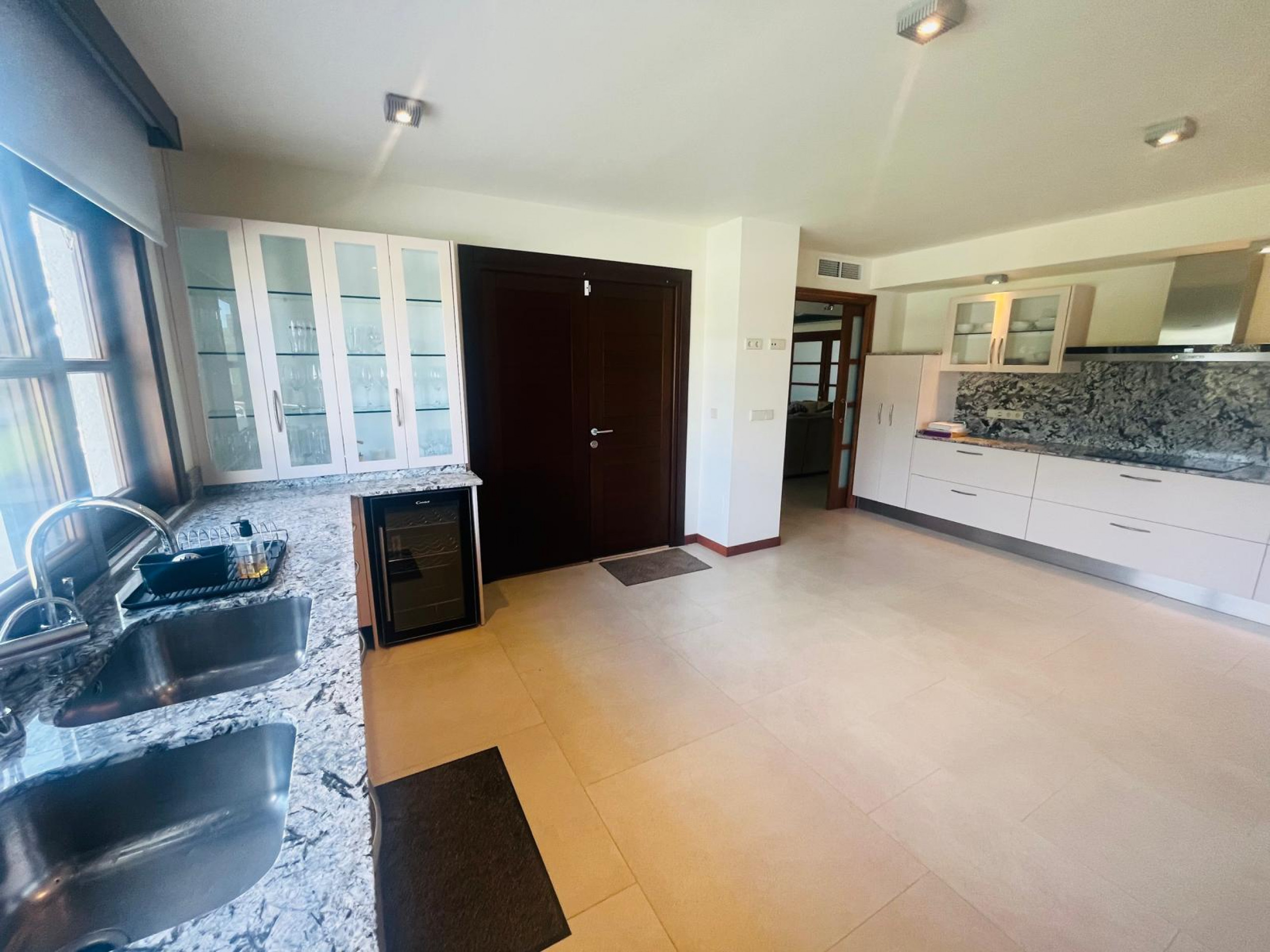 Garden in villa for sale in Sucina