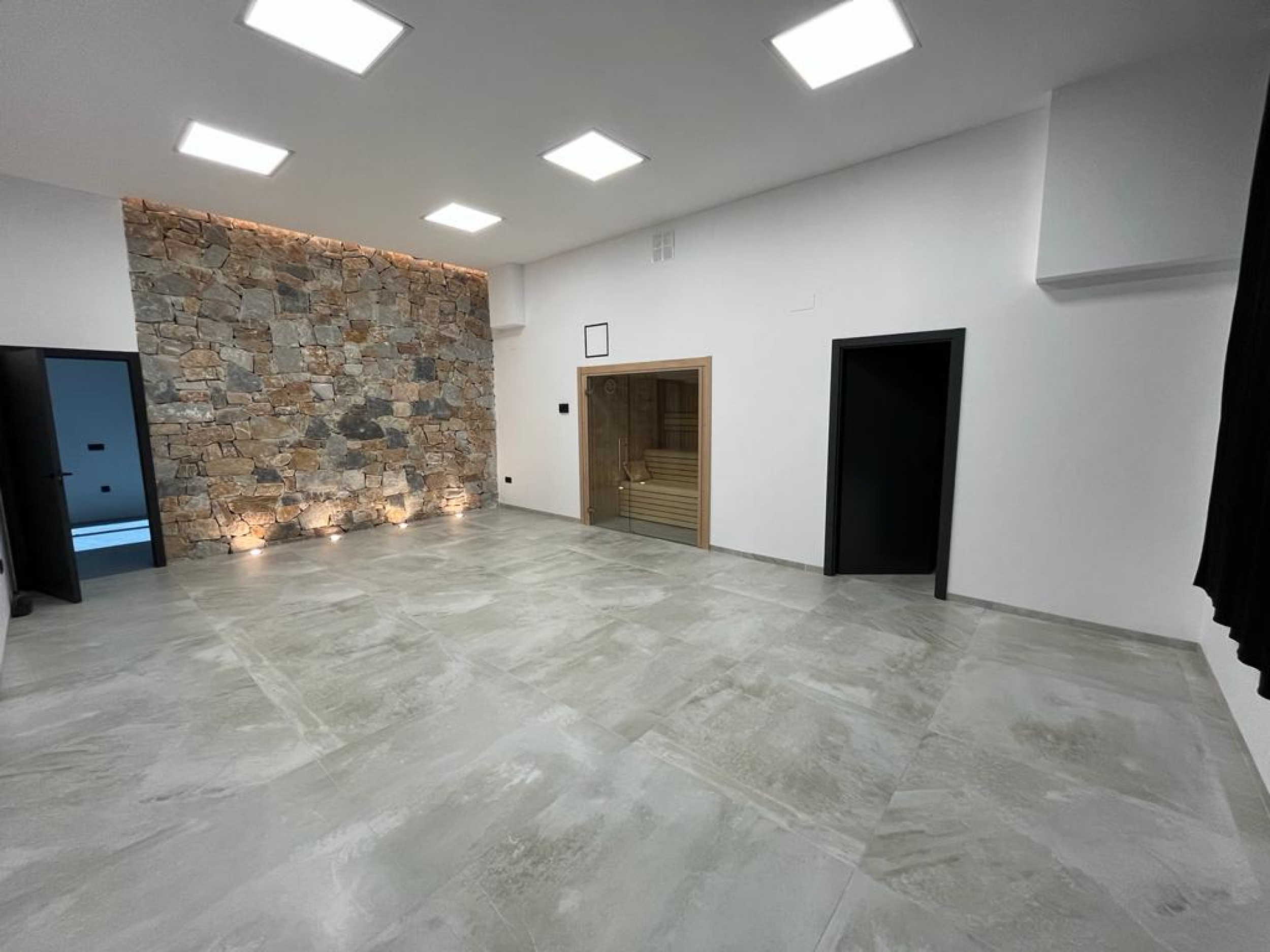 Kitchen in villa for sale in Rojales