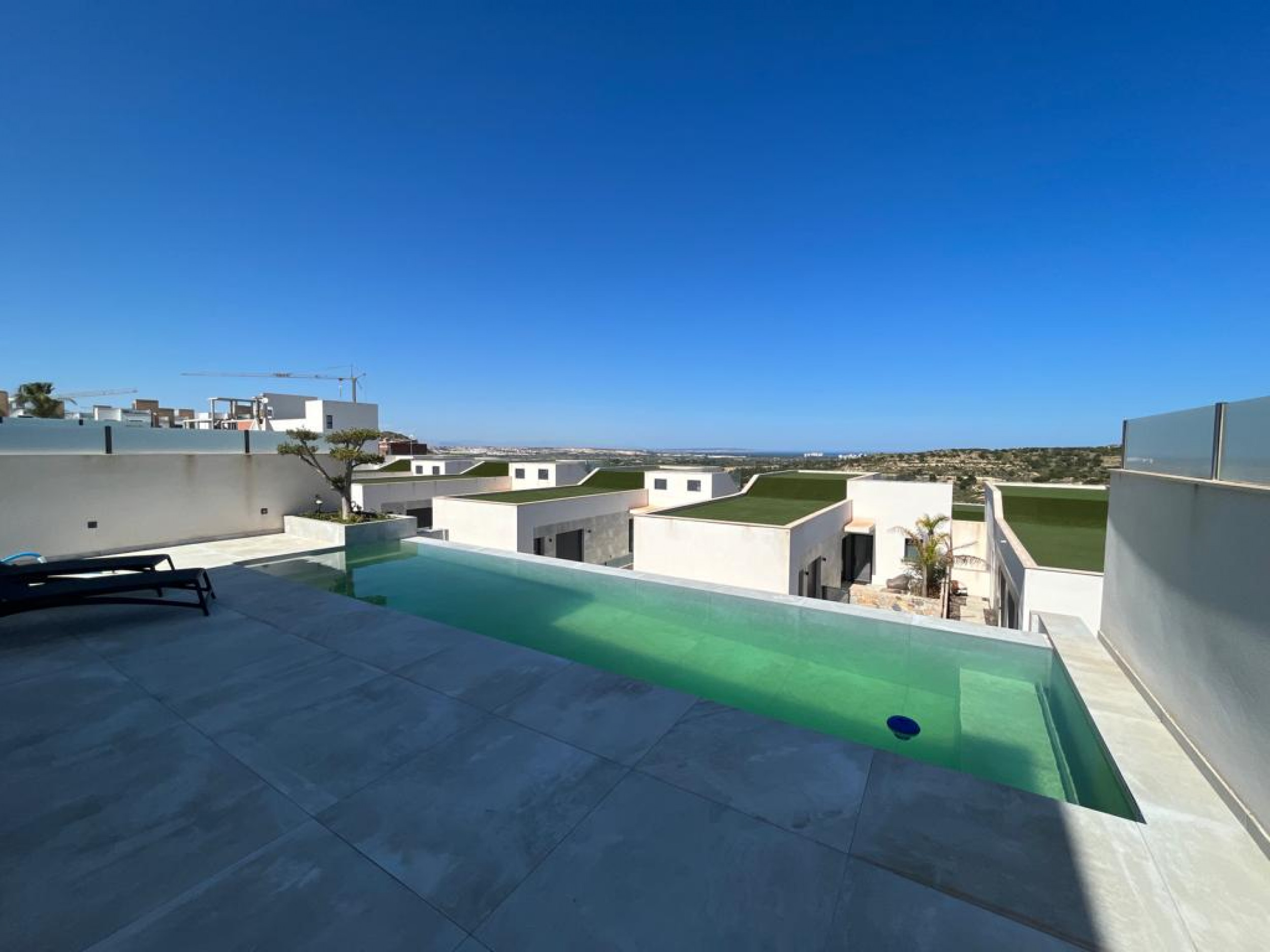 Bathroom in villa for sale in Rojales