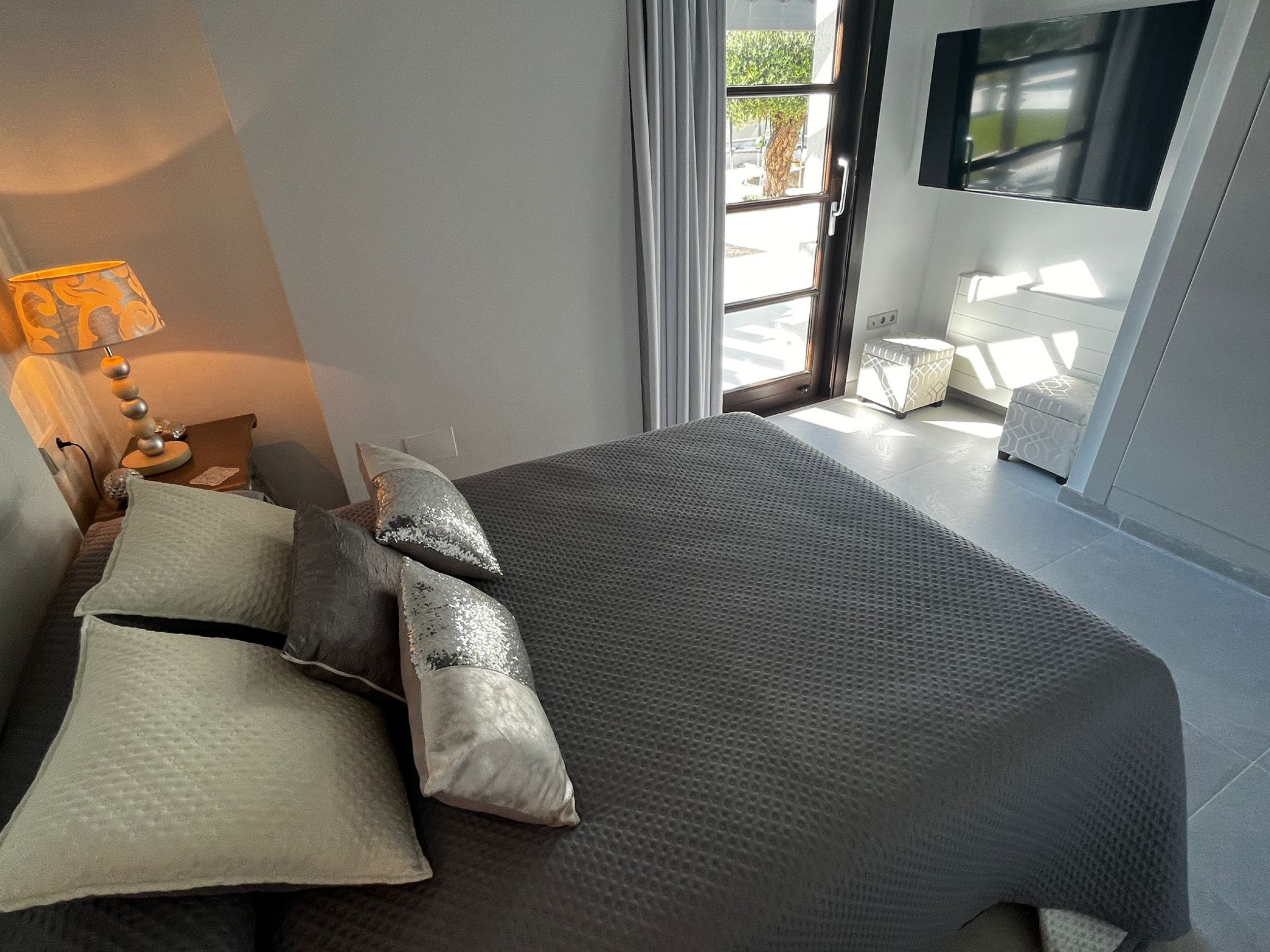 Pool area in villa for sale in Sucina