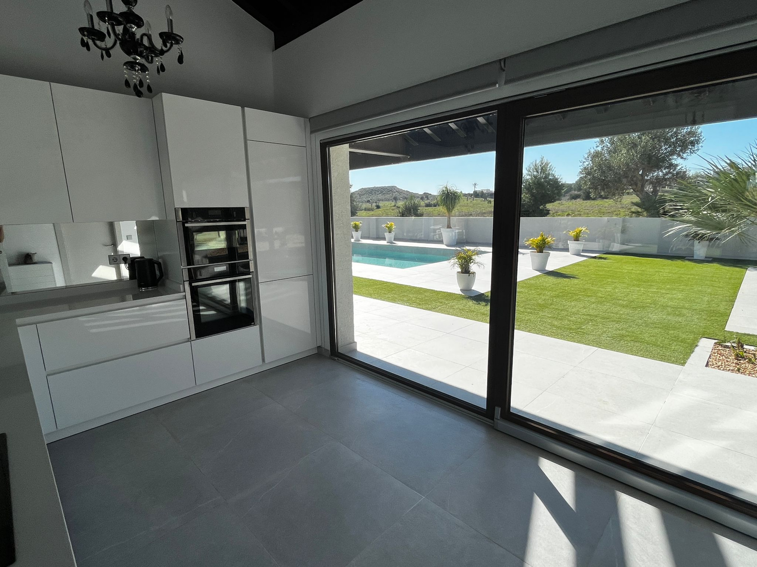 Bedroom in villa for sale in Sucina