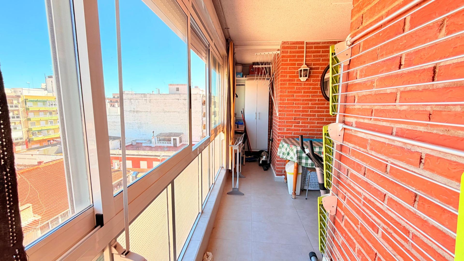 Master bedroom in apartment for sale in Torrevieja