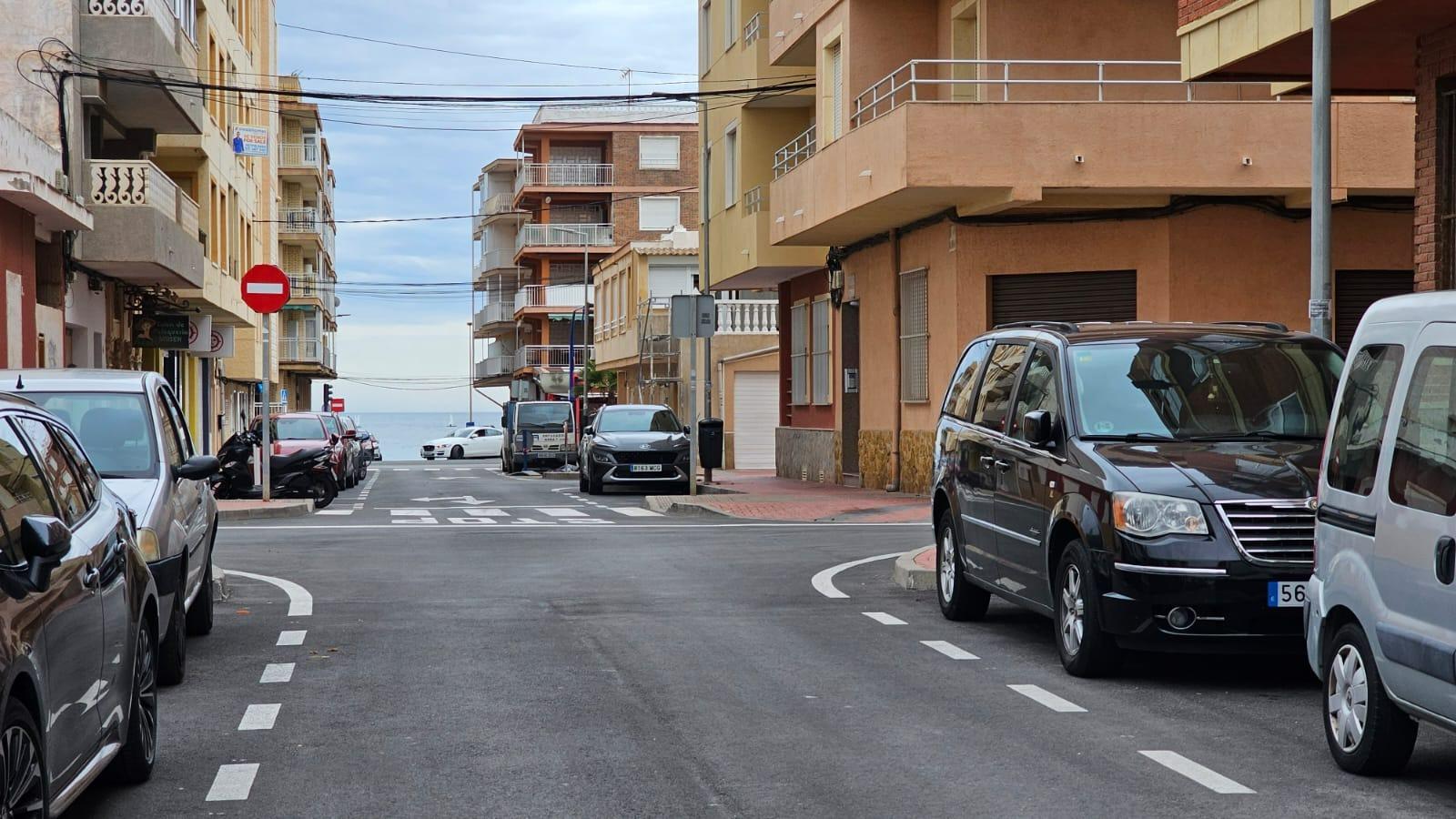 Pool area in apartment for sale in Torrevieja