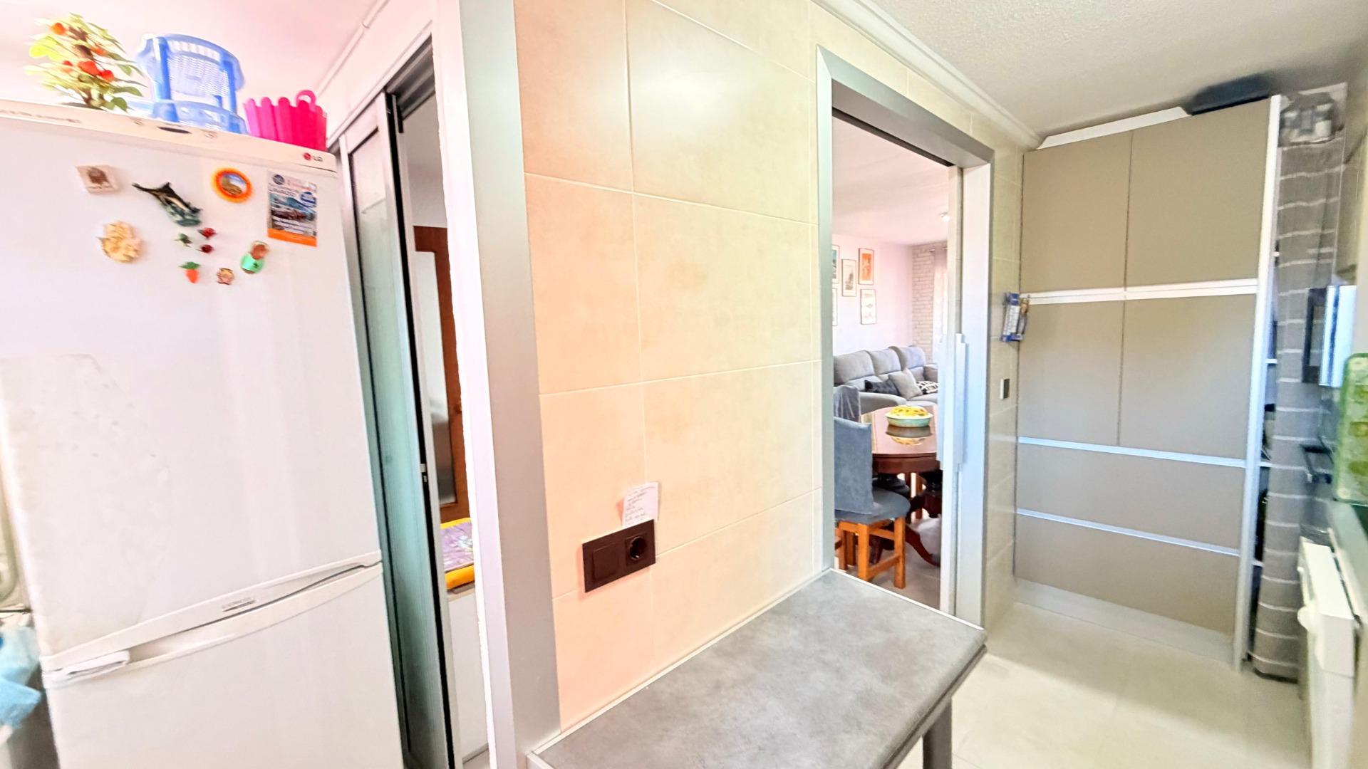 Bedroom in apartment for sale in Torrevieja