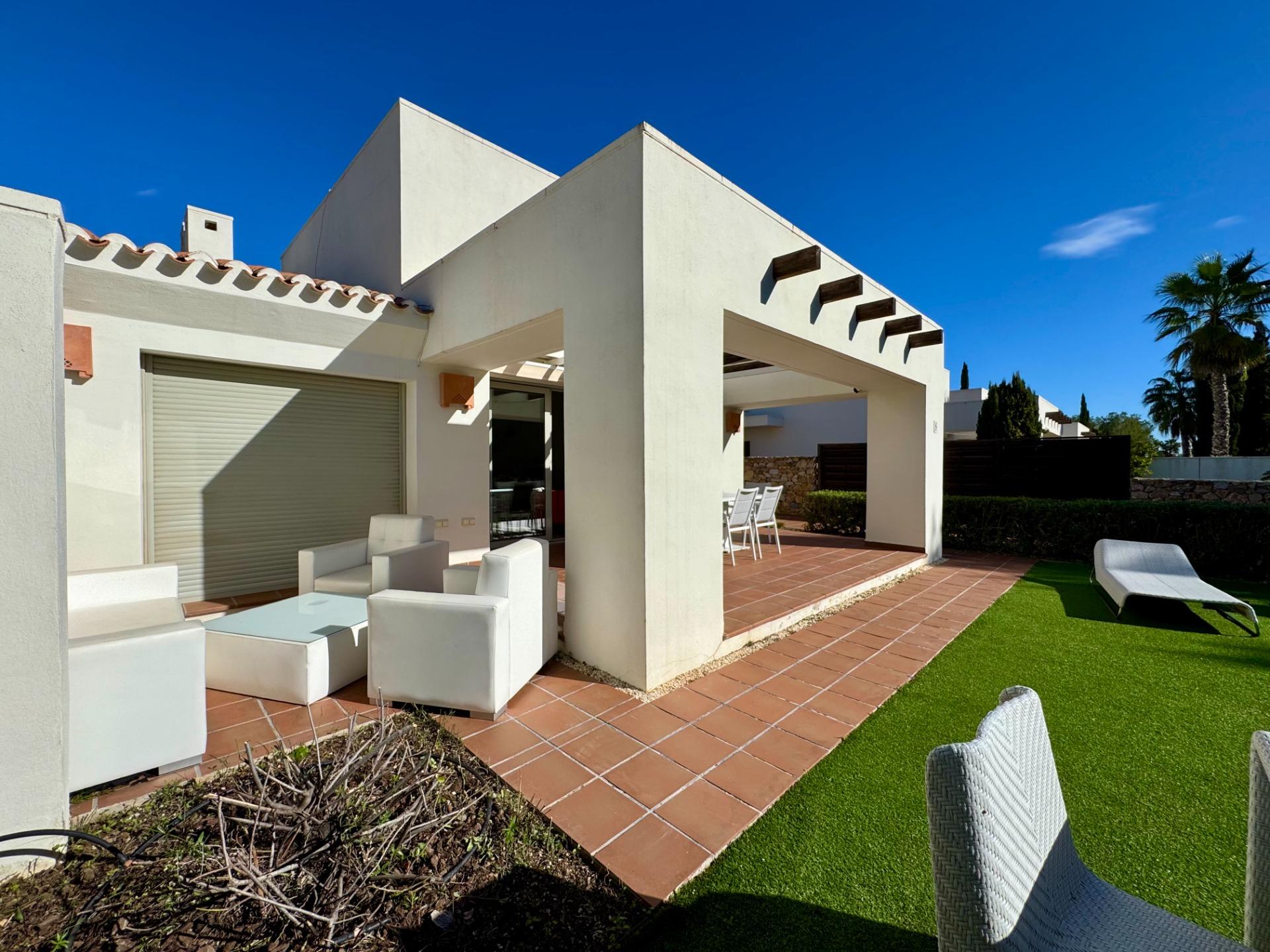 Master bedroom in villa for sale in Orihuela