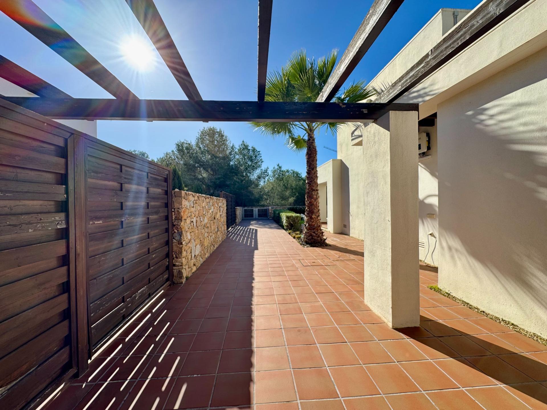 Bathroom in villa for sale in Orihuela