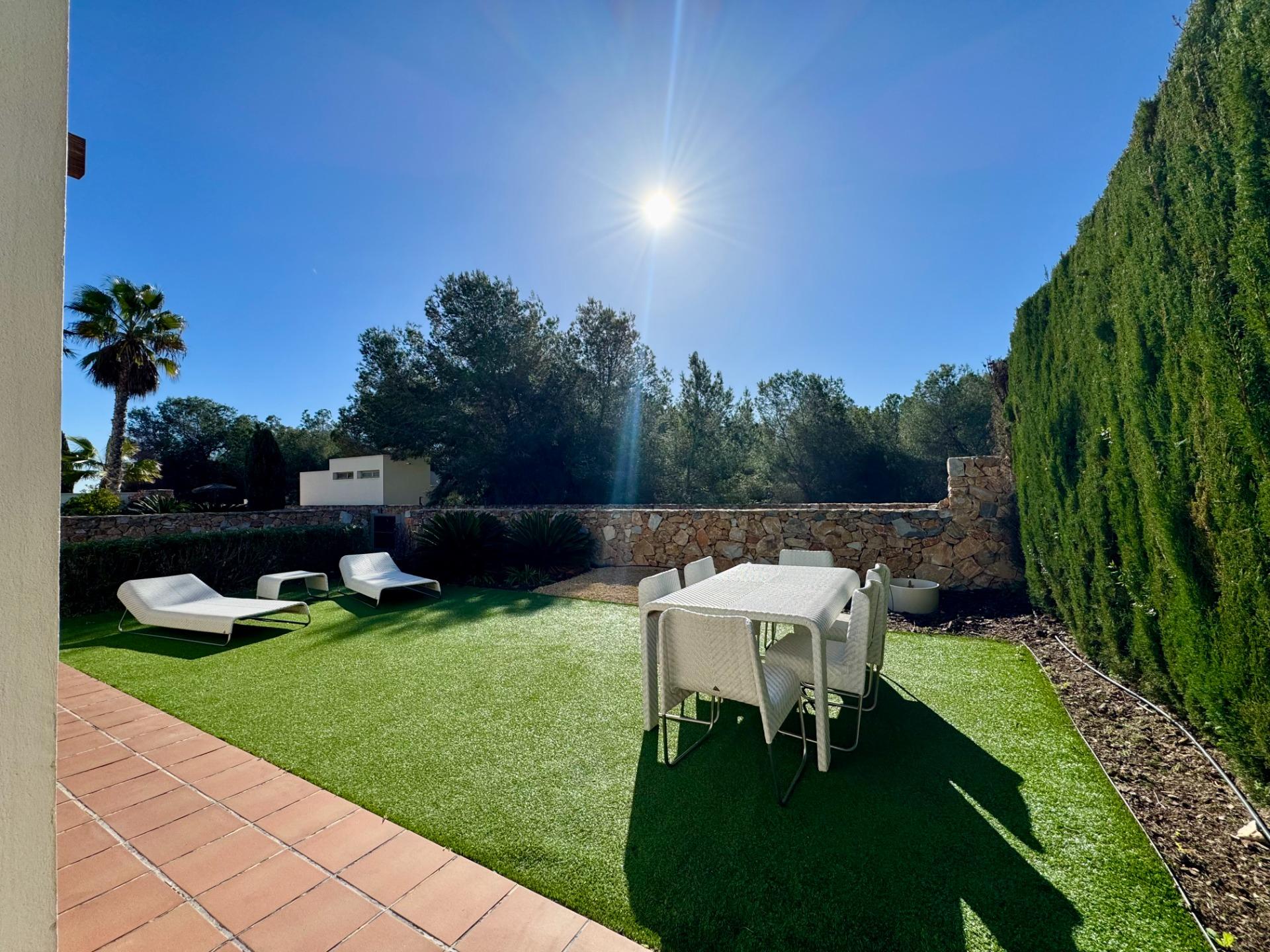 Terrace in villa for sale in Orihuela