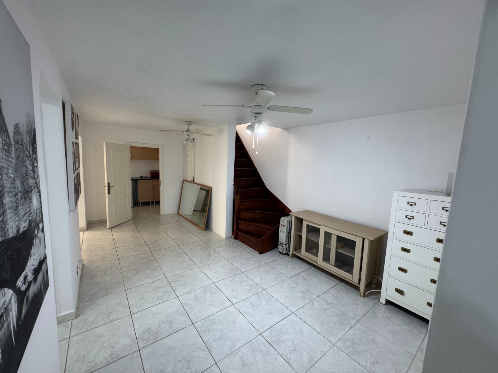 Kitchen in apartment for sale in San Miguel de Salinas