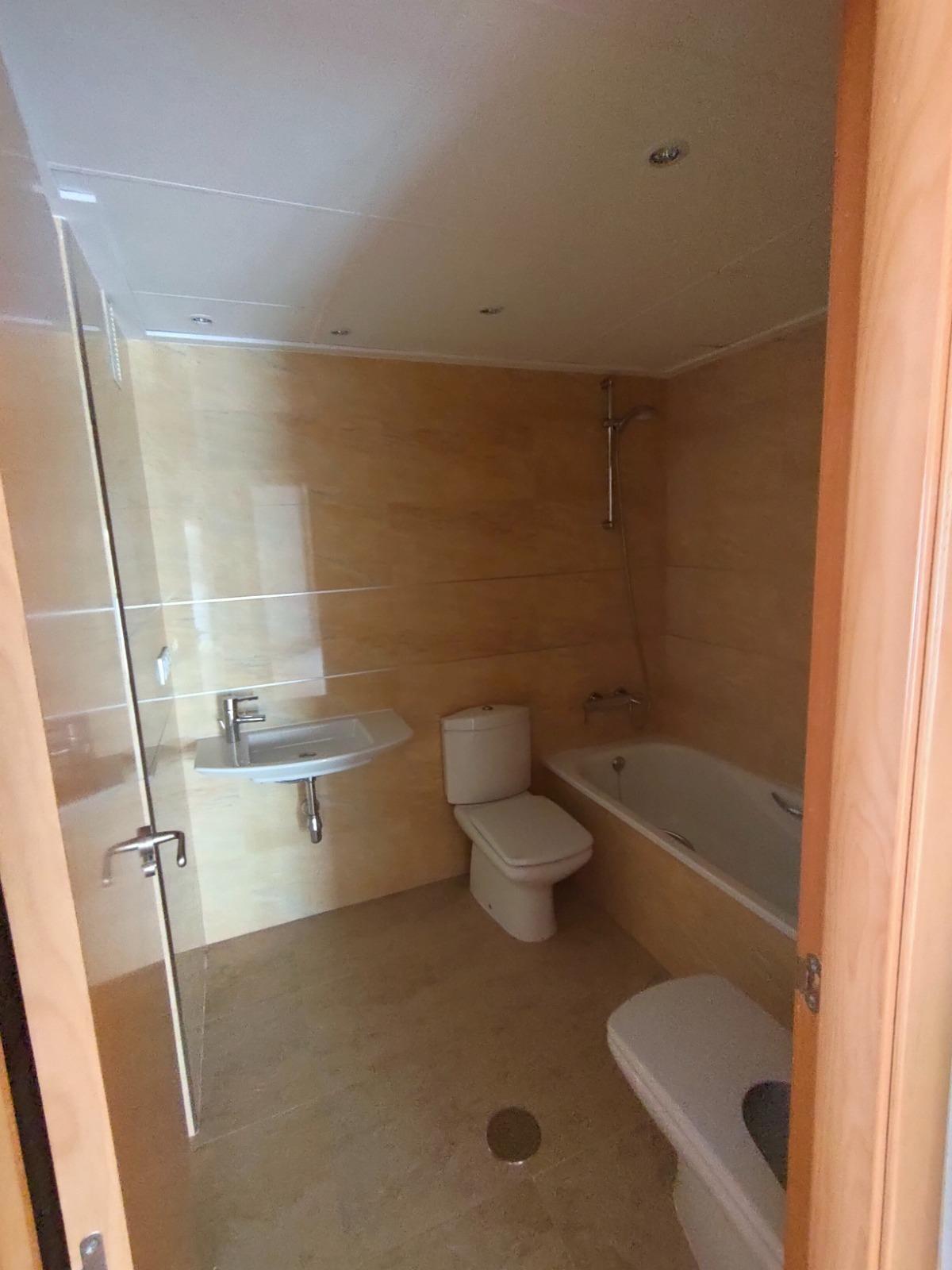 Master bedroom in apartment for sale in Torrevieja