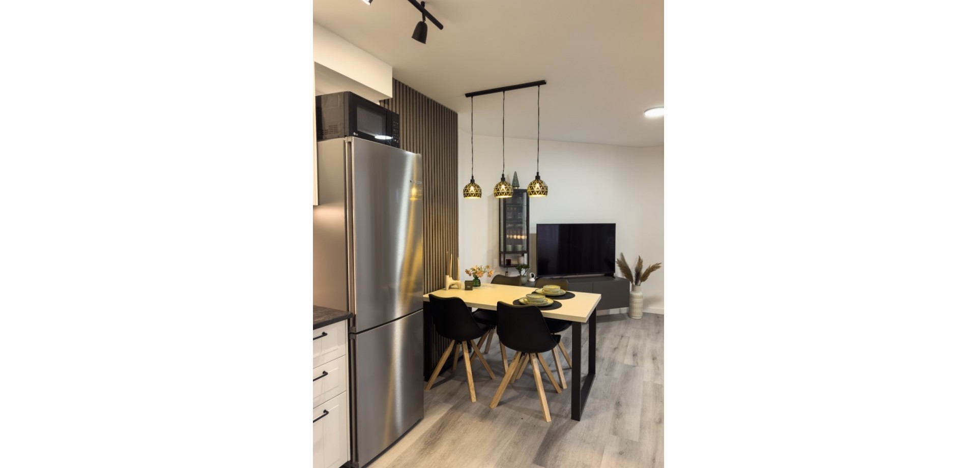 Dining area in apartment for sale in Torrevieja