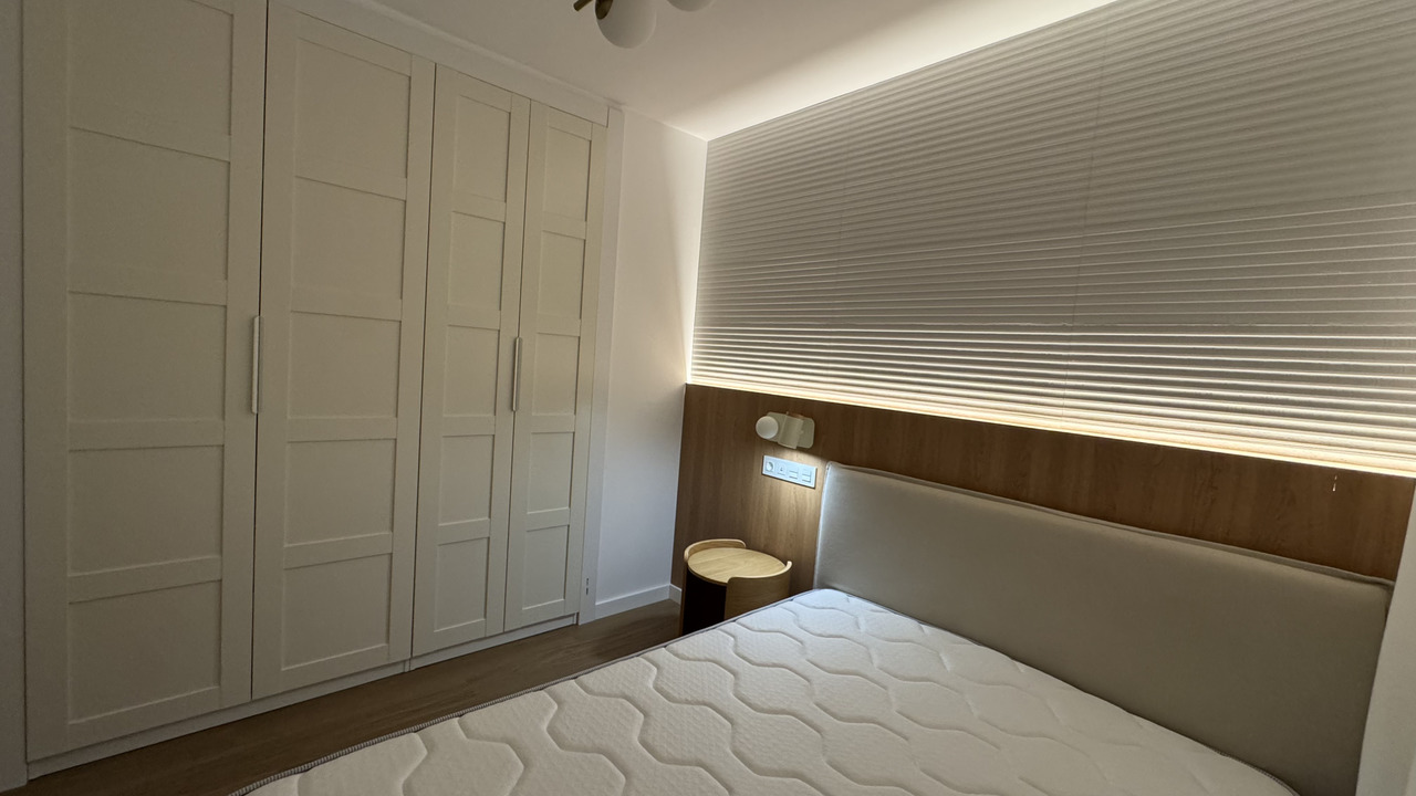 Bedroom in penthouse for sale in Punta Prima