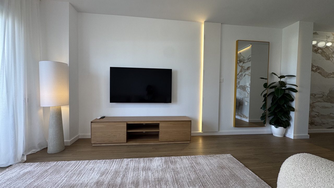 Dining area in penthouse for sale in Punta Prima