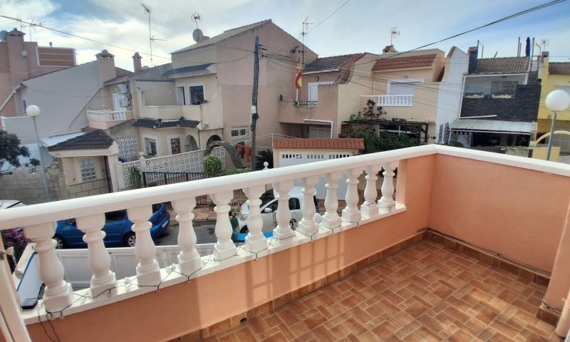 Dining area in duplex for sale in Torrevieja