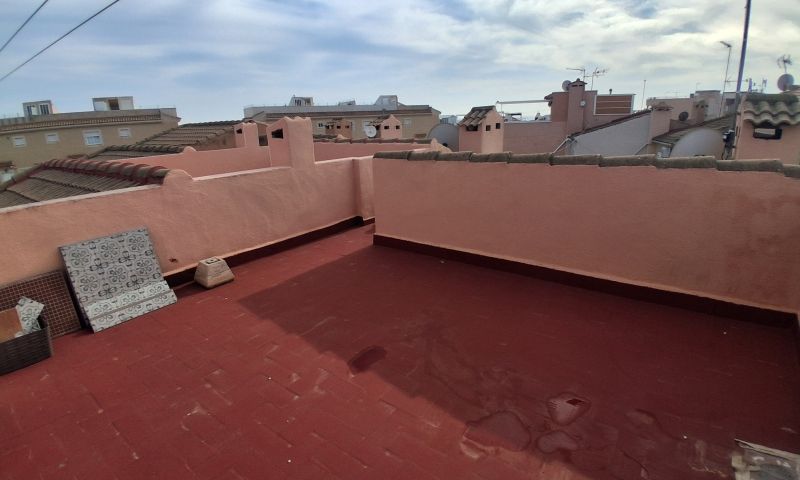 Bedroom in duplex for sale in Torrevieja