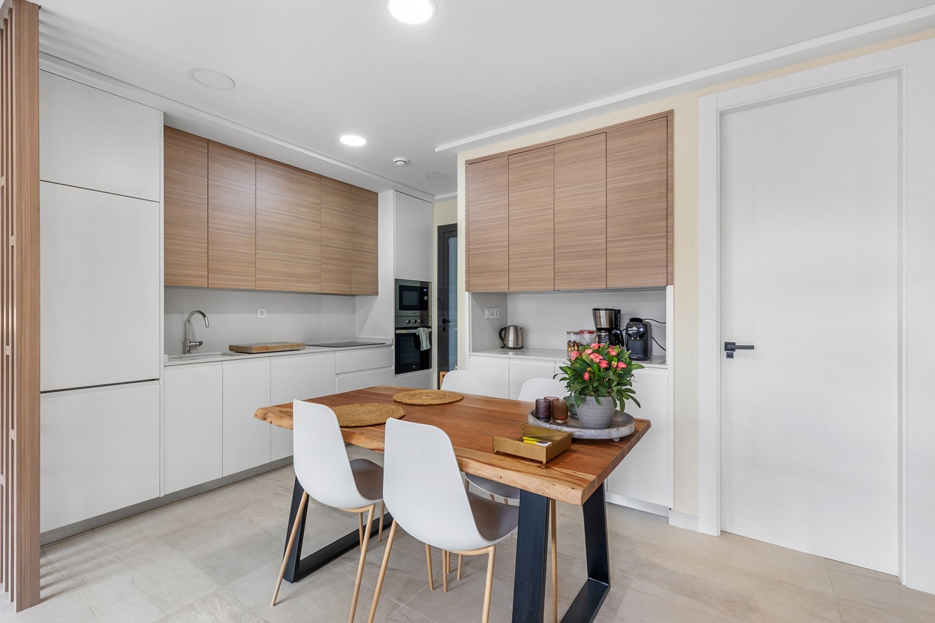 Bedroom in apartment for sale in Torrevieja