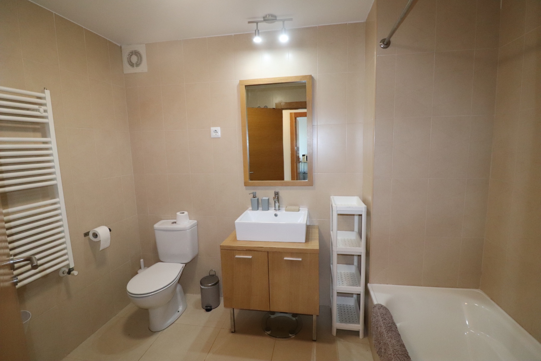 Bedroom in apartment for sale in Sucina