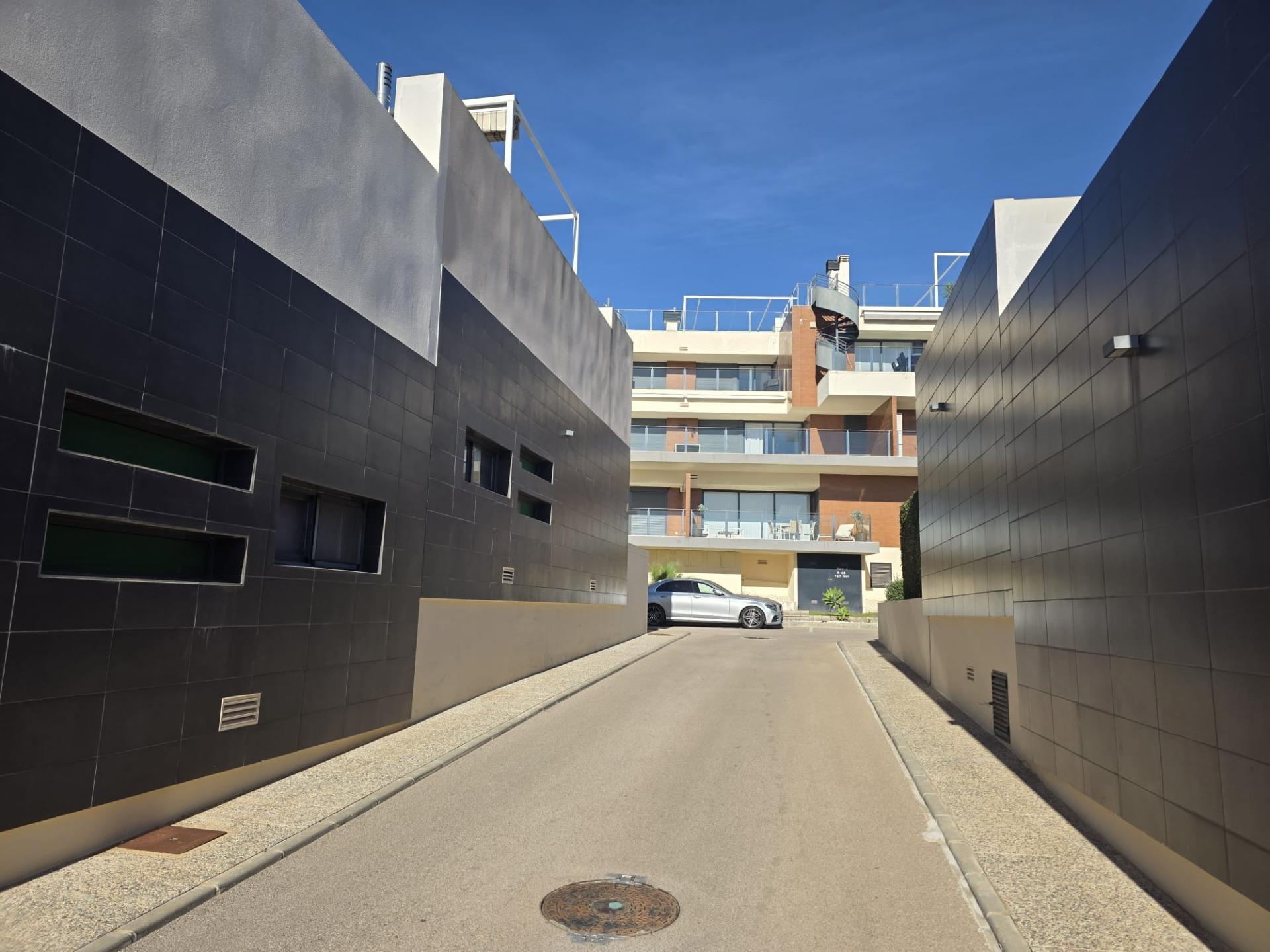 Garden in villa for sale in Orihuela Costa