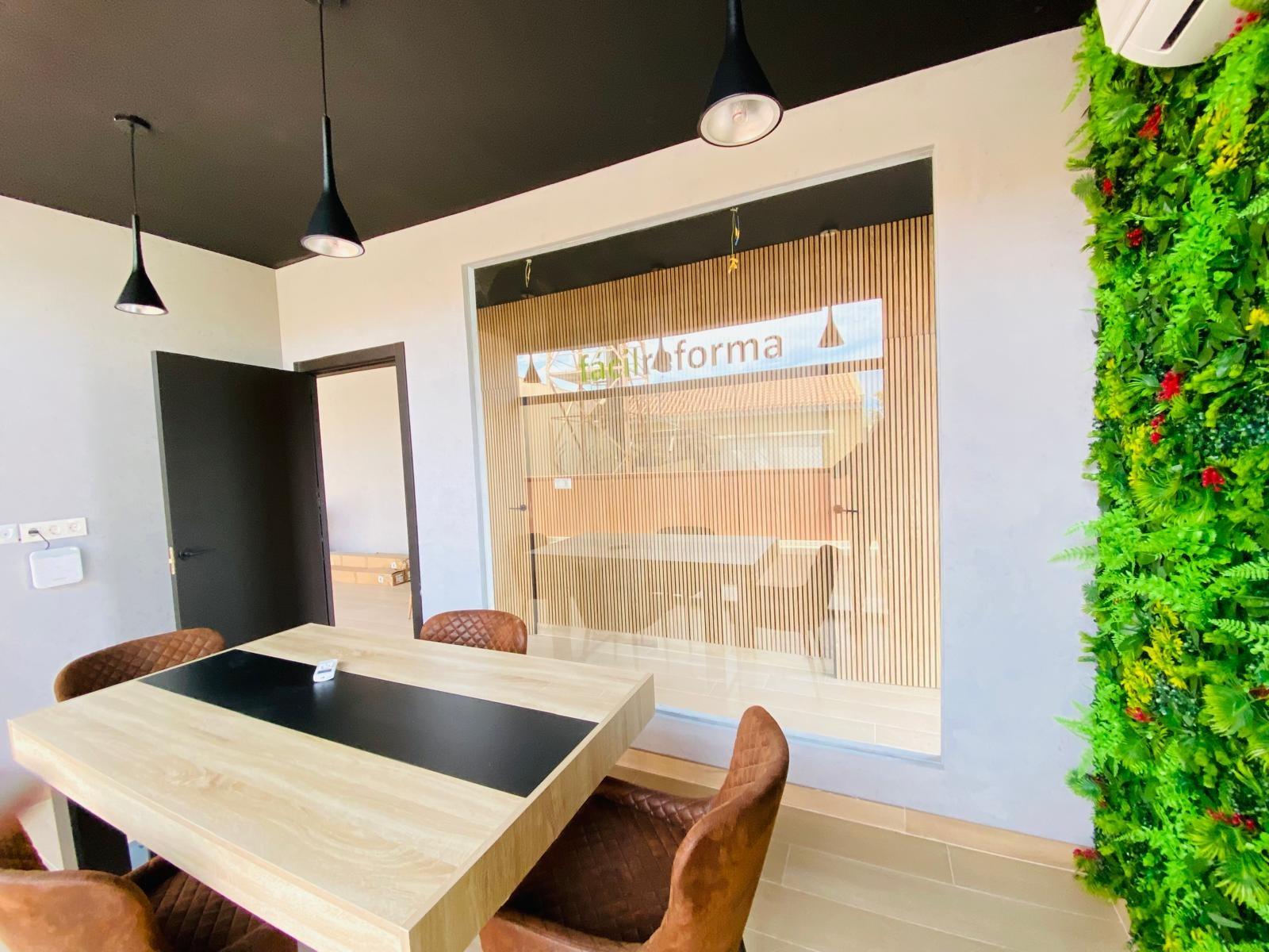 Garden in commercial for sale in Orihuela Costa