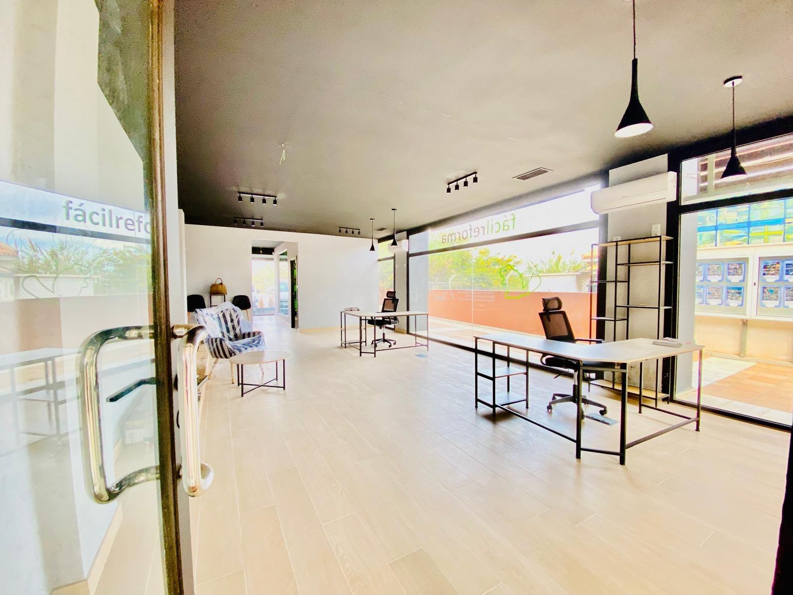 Garden in commercial for sale in Orihuela Costa