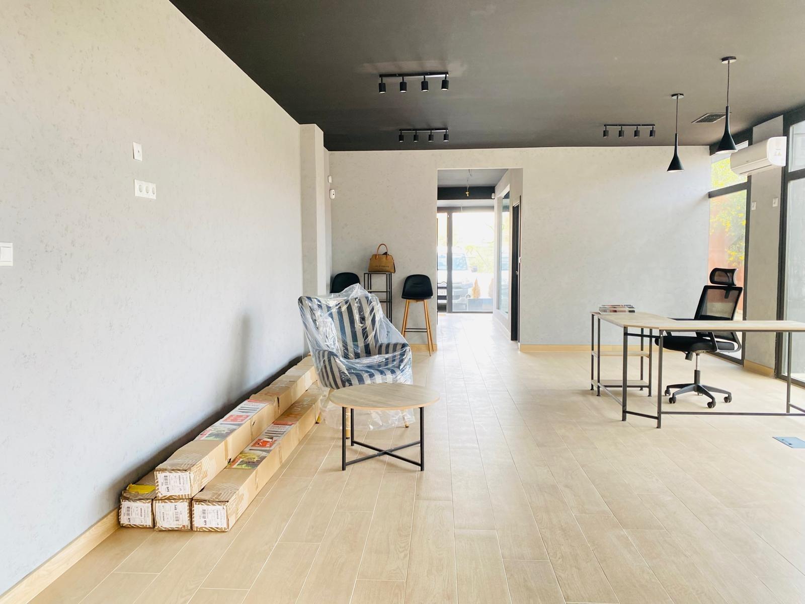 Bedroom in commercial for sale in Orihuela Costa