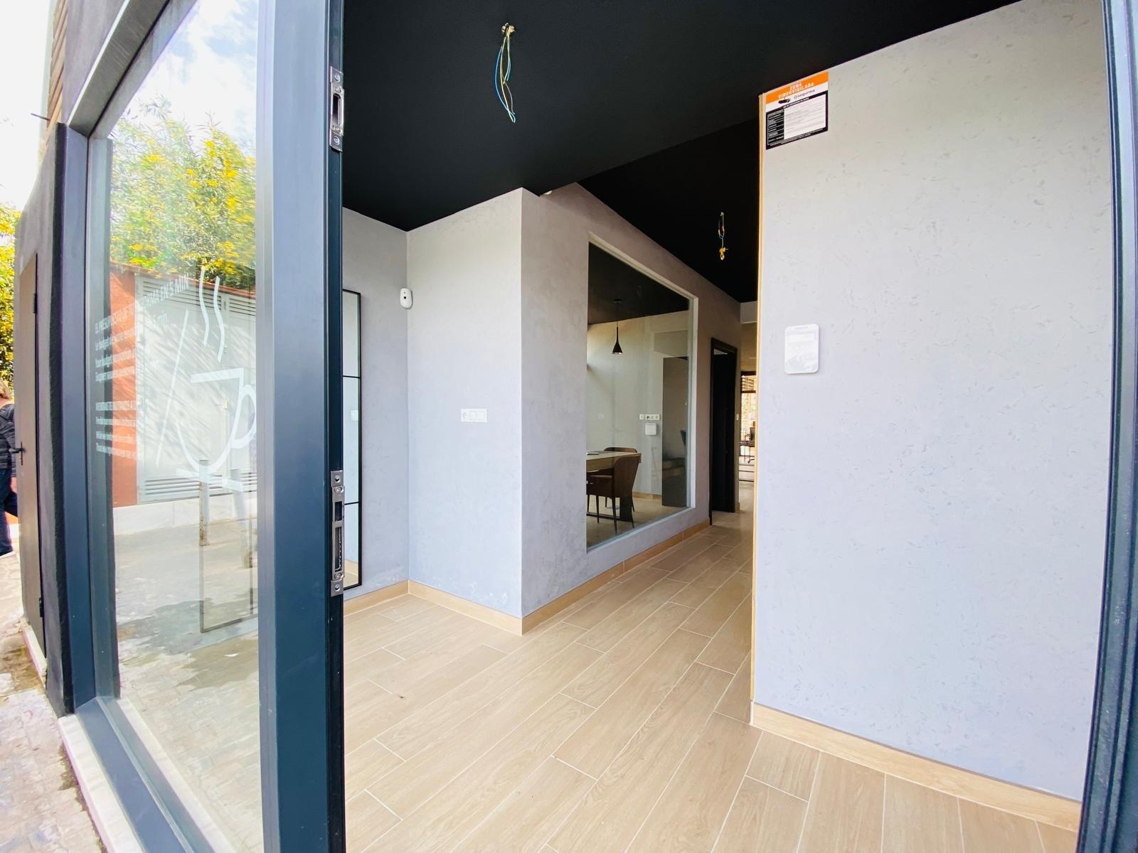 Dining area in commercial for sale in Orihuela Costa